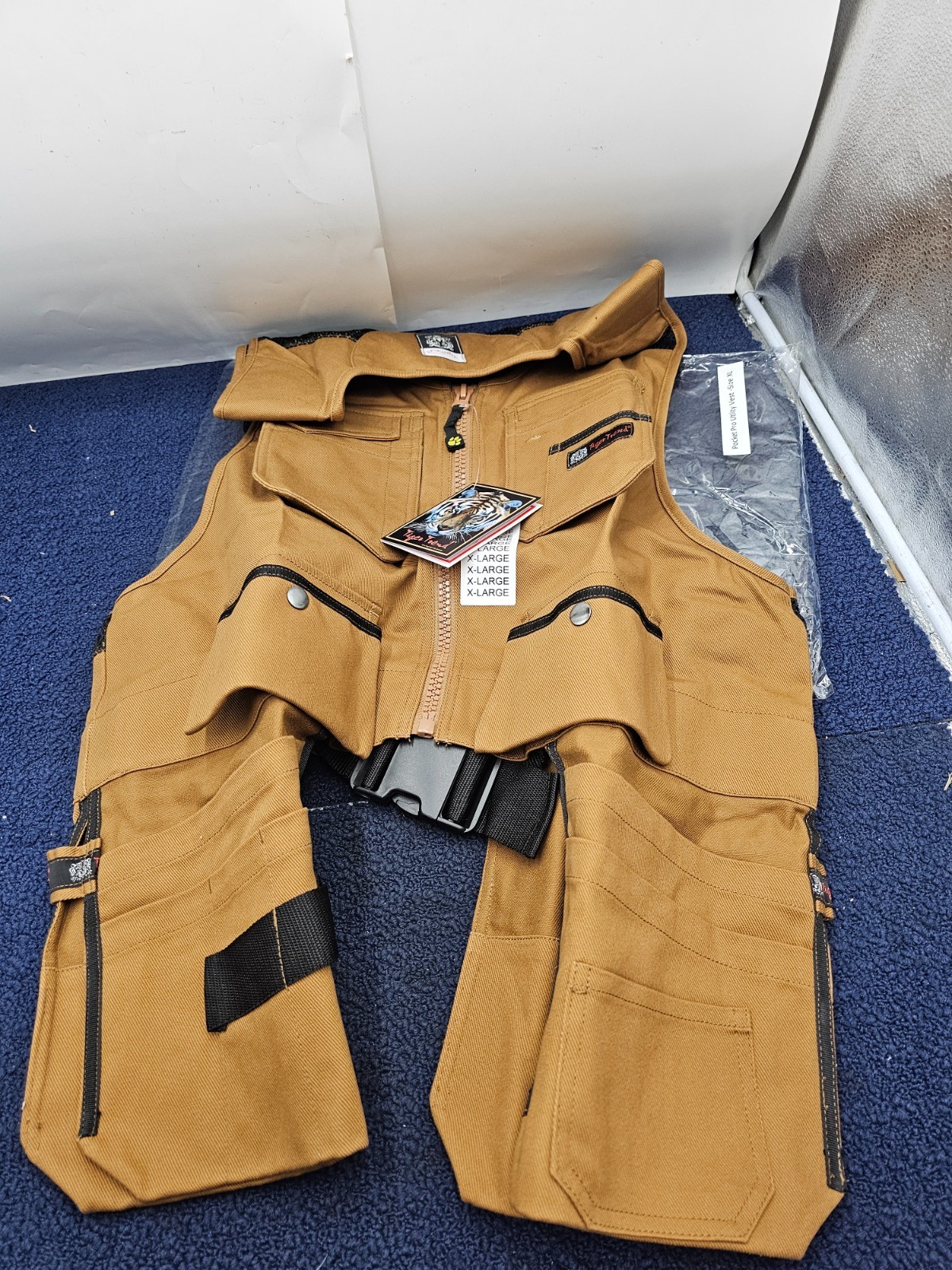 Tiger Trend 401001555XL Utility Tool Vest, Rugged Construction XLarge - Brown