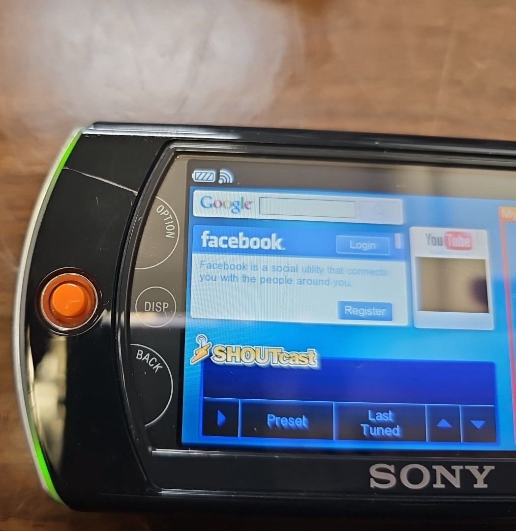 Sony Mylo 2 (AK8COM-2) Personal Communicator LCD with Free Shipping