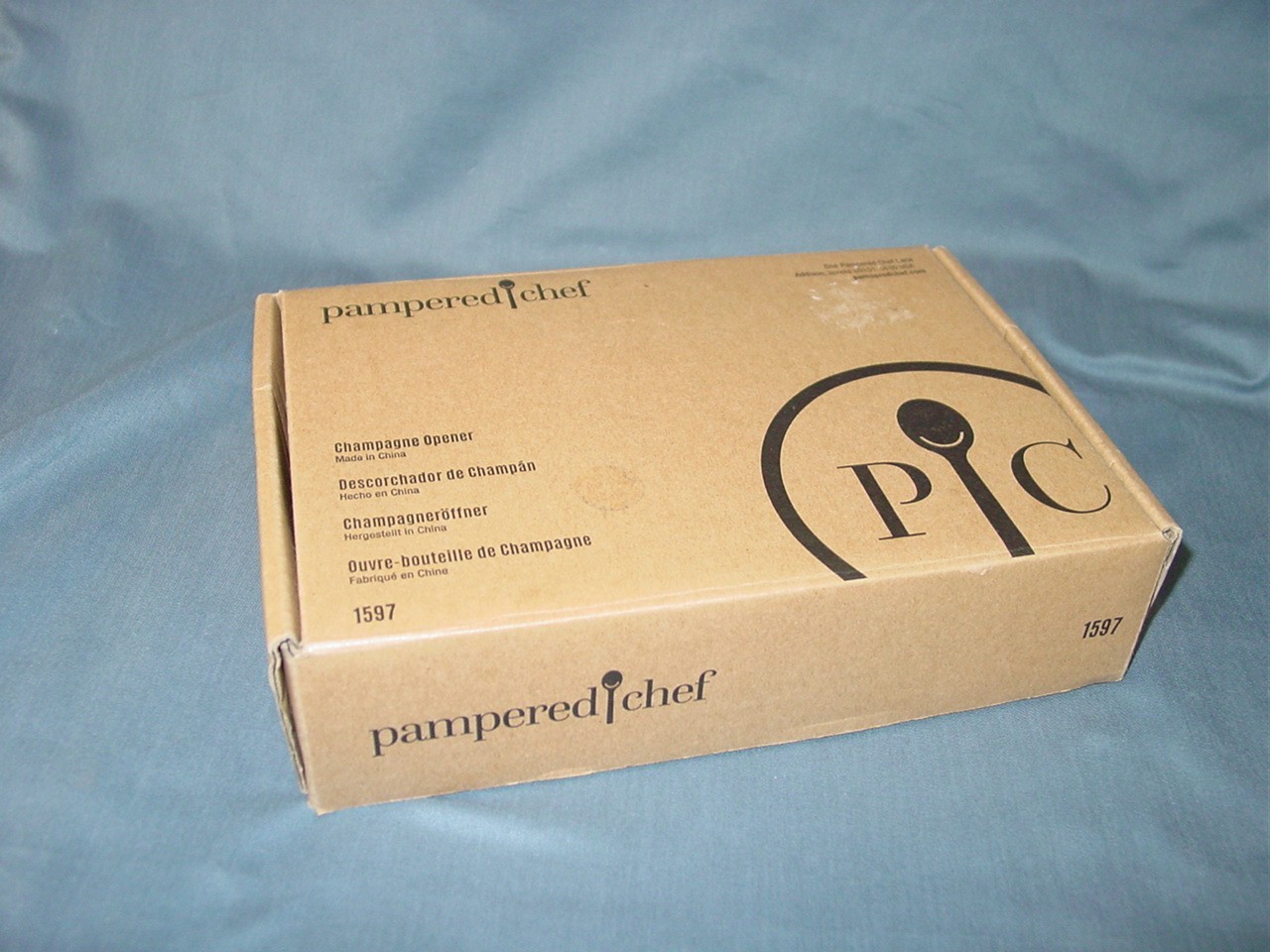 Pampered Chef Champagne Bottle Opener Item #1597 in Open Box Condition