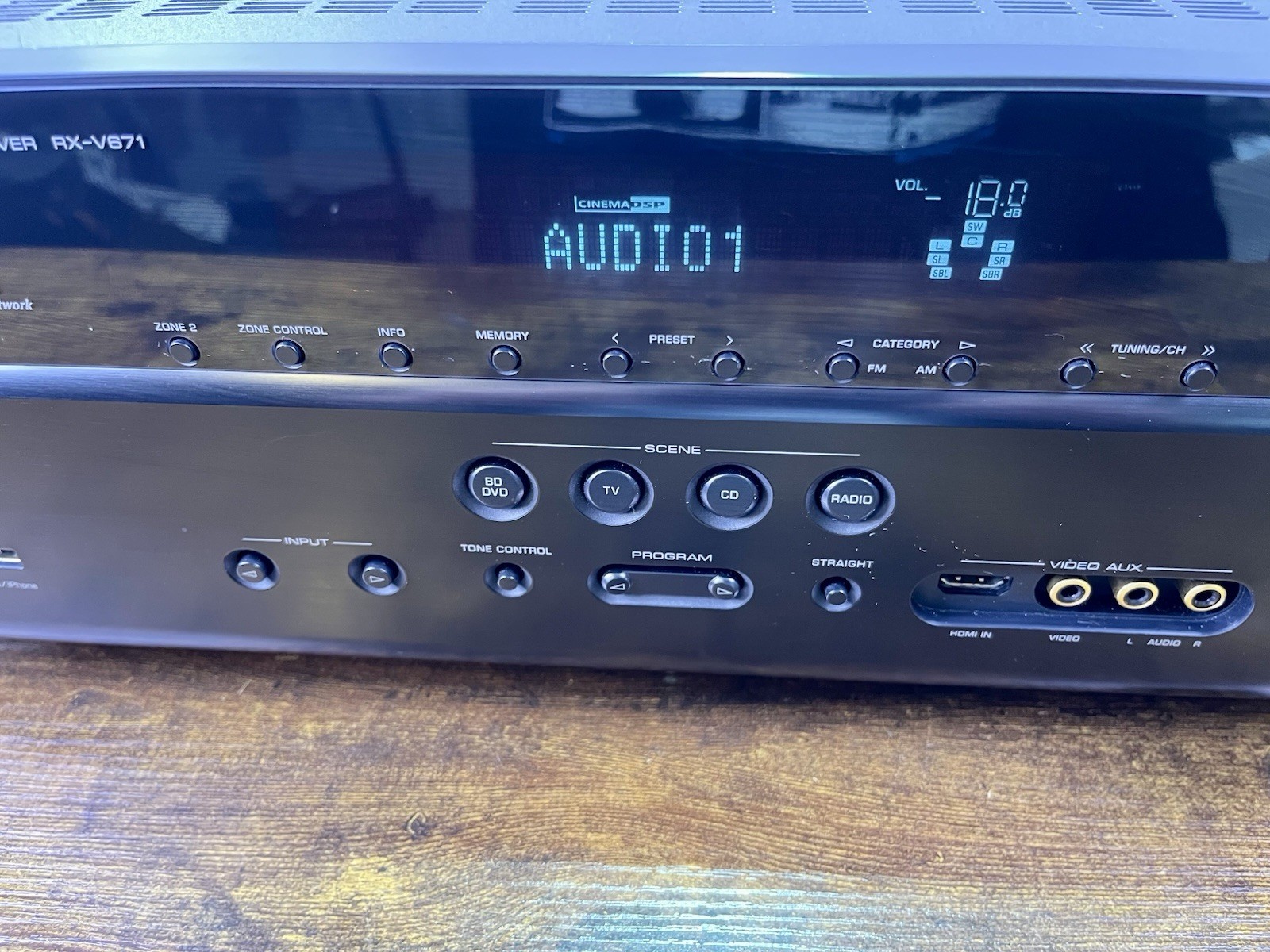 Yamaha RX V671 7.1 Channel 90 Watt/Channel AV Receiver HDMI Network Home Theater