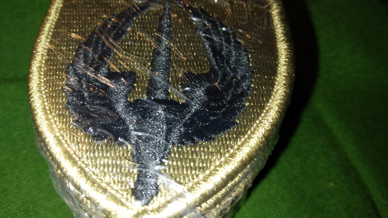 BUNDLE OF 20 - SPECIAL OPS AVIATION REGIMENT AIRBORNE OCP - HOOK BACKS - SEALED