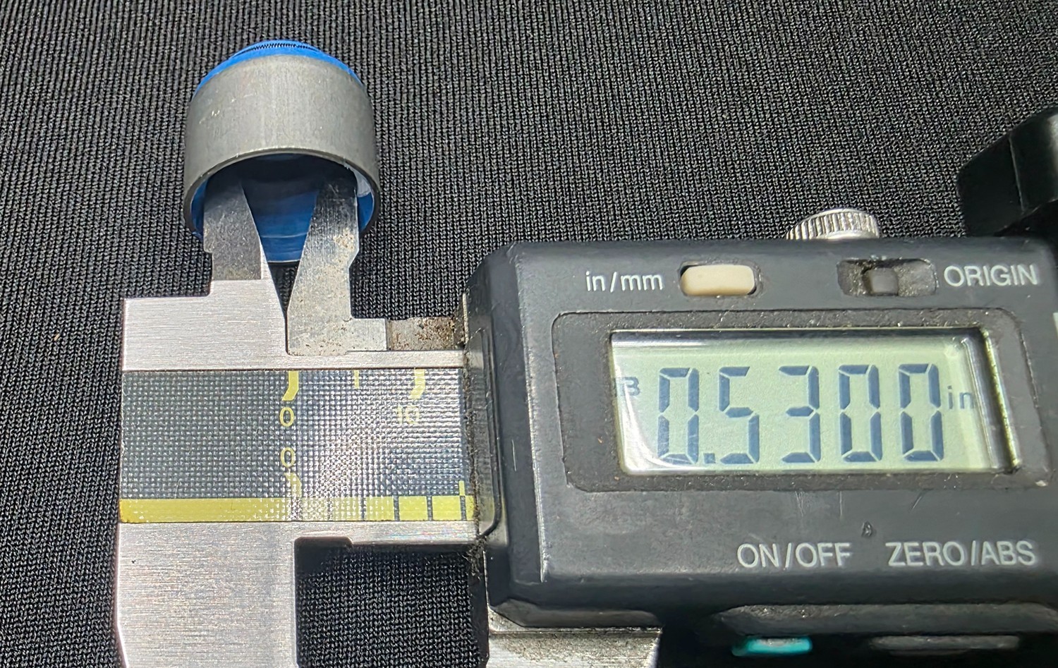 .530"x 11/32" Viton Valve Stem Seals-Metal Clad, .670" OD, SBC, BBC, SBF, SET/16