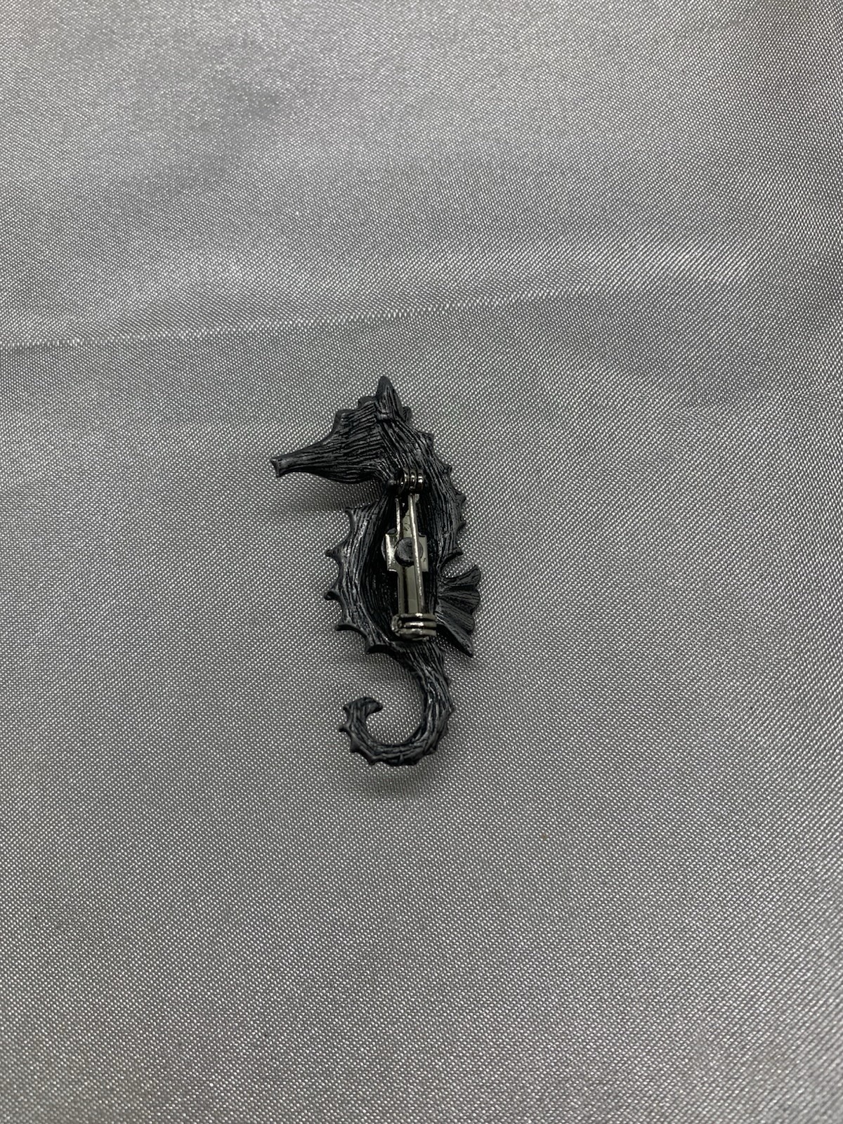 Seahorse Brooch Silver Tone Textured Marine Ocean Boat ship Beach