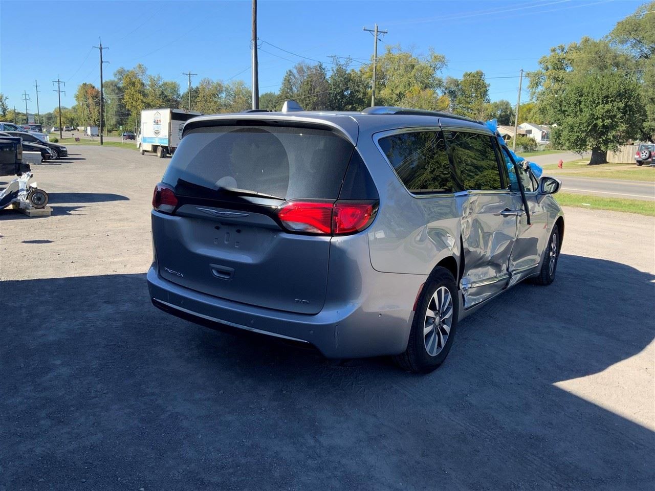 2017-2020 Chrysler Pacifica Driver Mirror Camera Used PN-68144068AD OEM