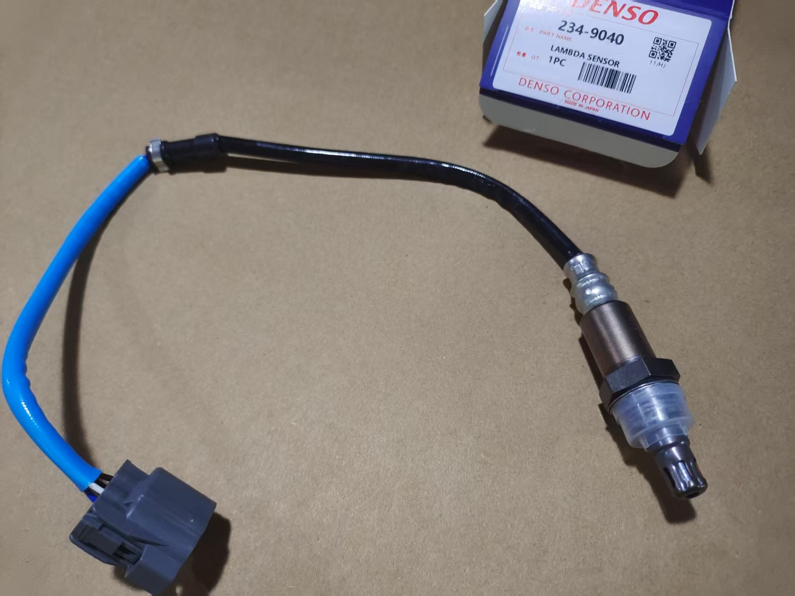 OEM DENSO 234-9040 Fuel To Air Ratio Sensor`