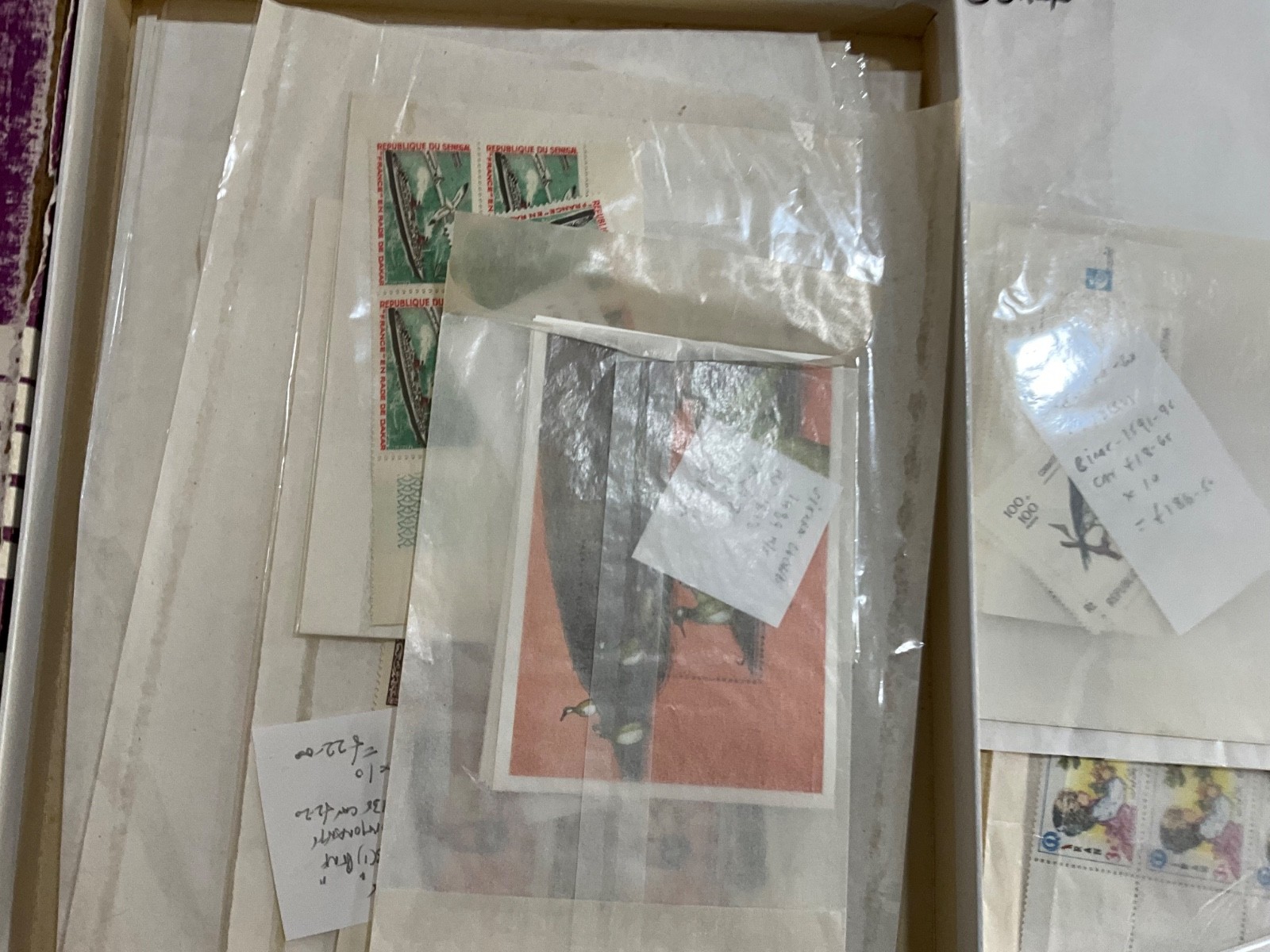 Birds on stamps MNH cat value over £9000 ex dealer stock t29