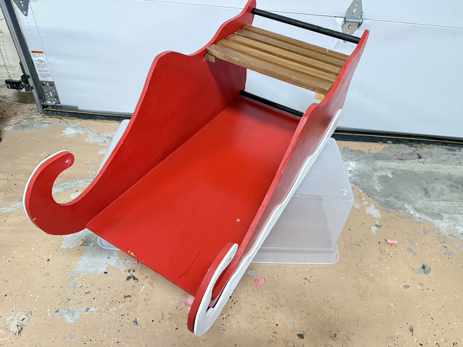 denny manufacturing Red Christmas Sled Photo Prop