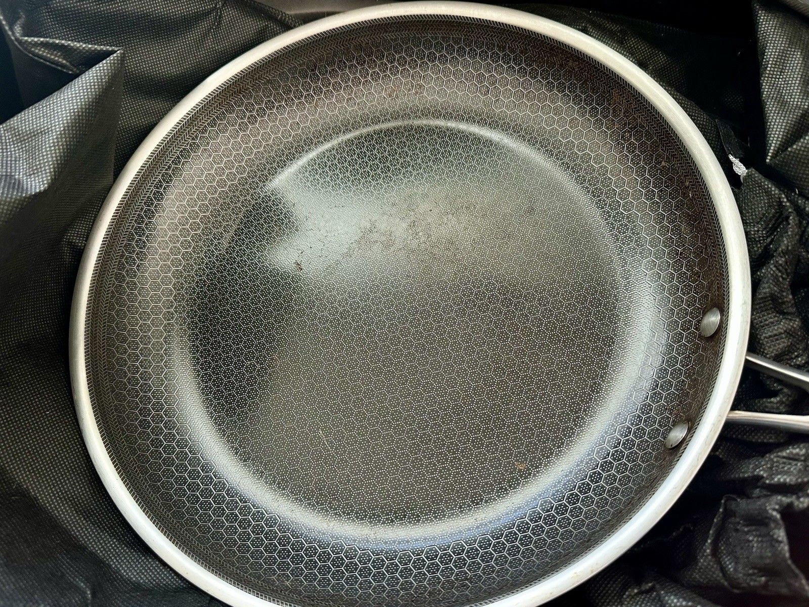 HexClad Hybrid Nonstick Cookware Set 7-Piece - Light Use - Free Shipping