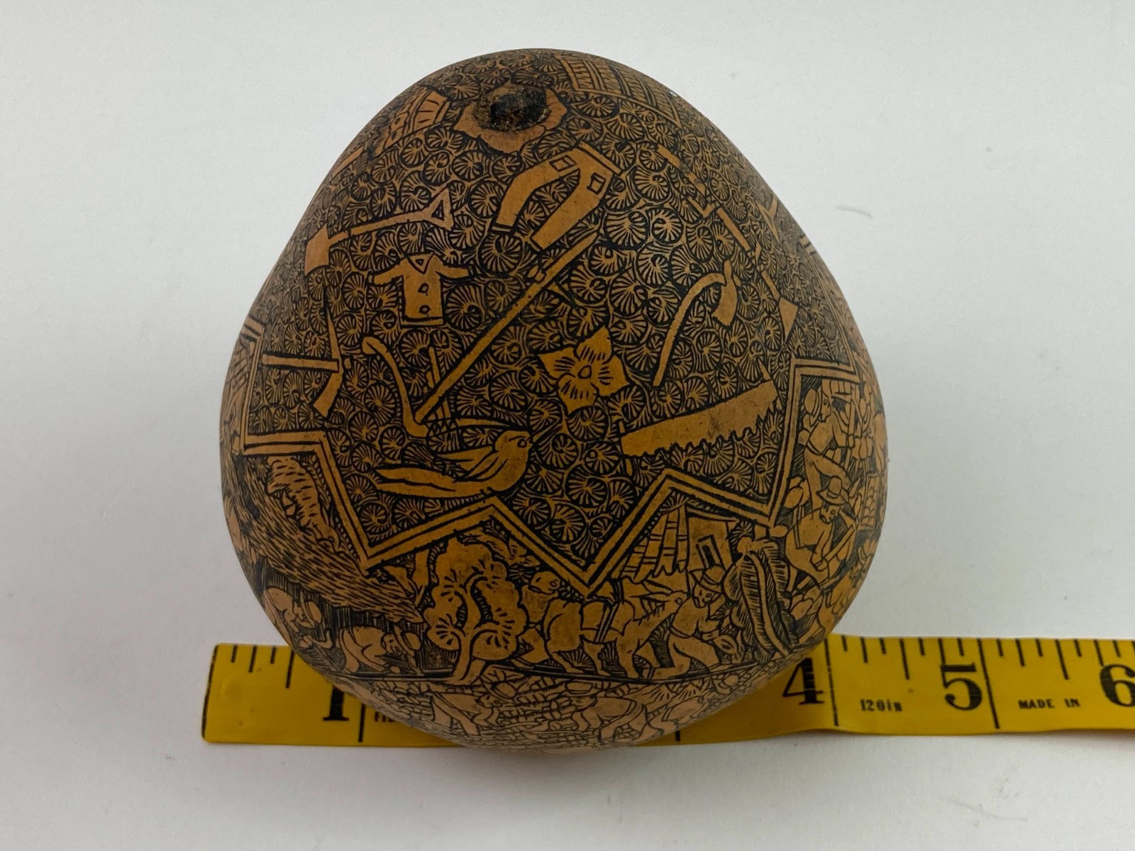 Peruvian Storyteller Folk Art Intricate Hand Carved Gourd Farming Gardening Peru