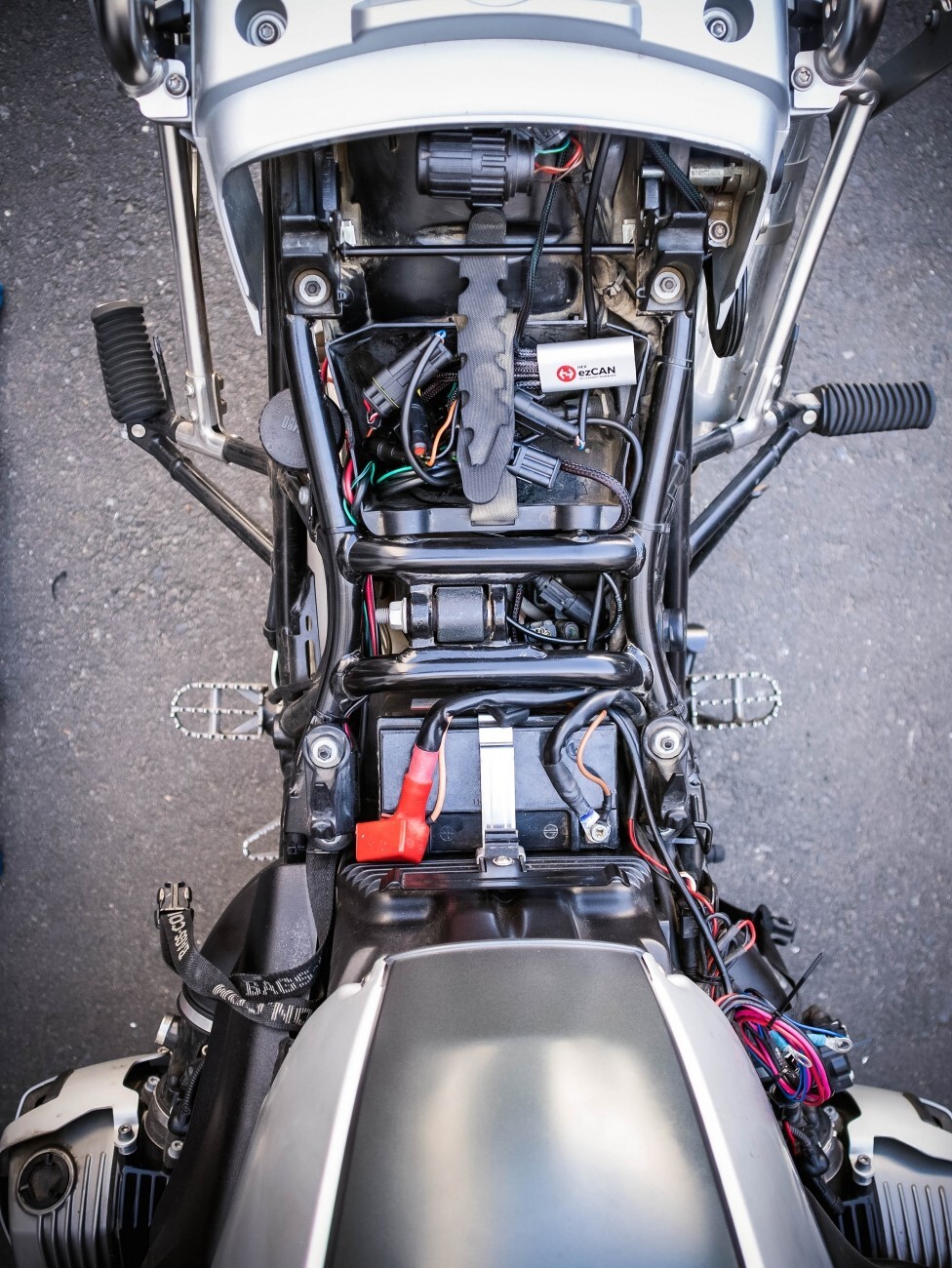 HEX ezCAN Gen ll Controller For BMW R1200 & R1250 Liquid Cooled Models