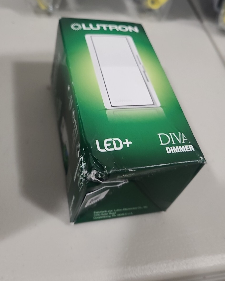 Lutron Diva DVCL-153PR-WH 120V Single Location or 3Way CFL/Digital LED Dimmer W