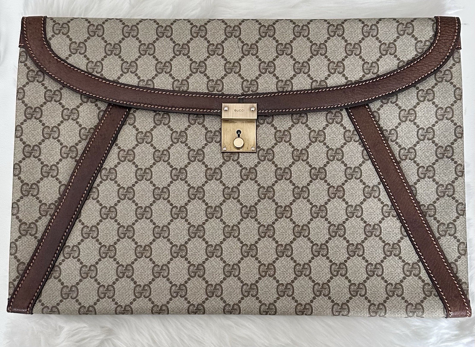 Authentic Gucci Brown GG Monogram Canvas Unisex Portfolio Document Holder Clutch