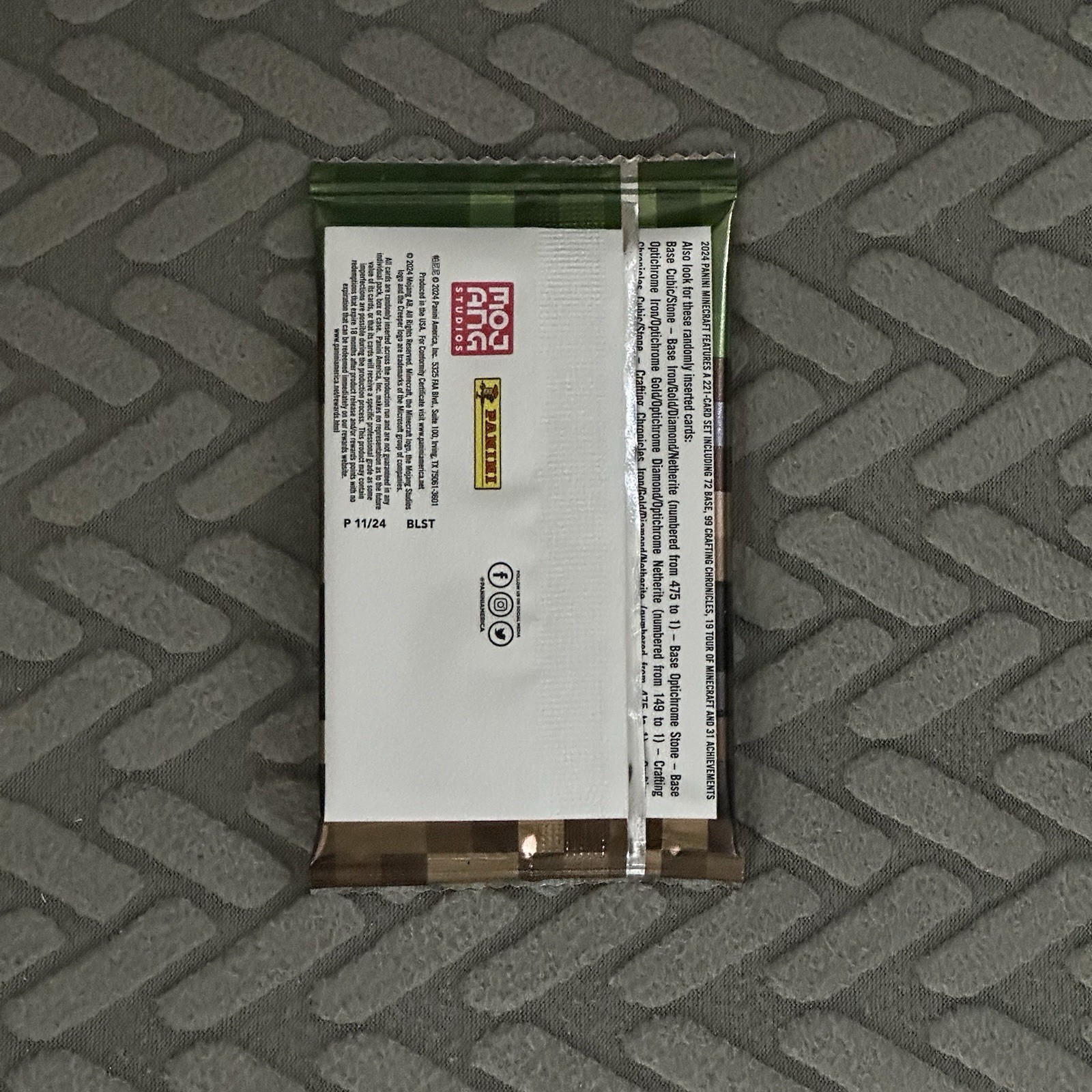 (1) 2024 Panini Minecraft Trading Cards Factory Sealed Retail Pack