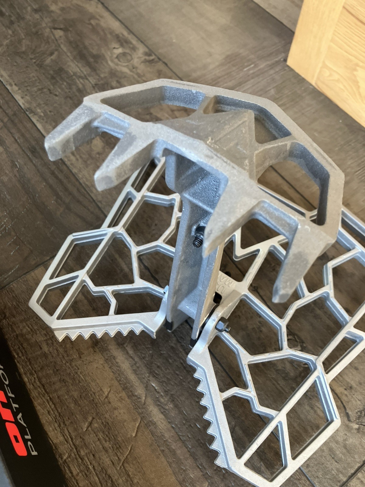 Trophyline Onyx Platform Grey Saddle Hunting Tree Stand New Made In The USA