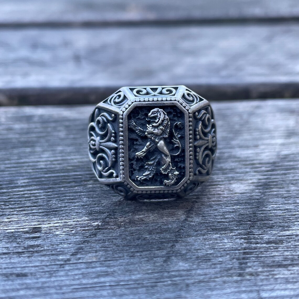 Scottish Rampant Lion Signet Ring 925 Sterling Silver Oxidized Ring Duty Free