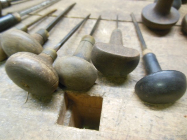 Vautier Hewes vintage engraving tool lot used chisel craft tools