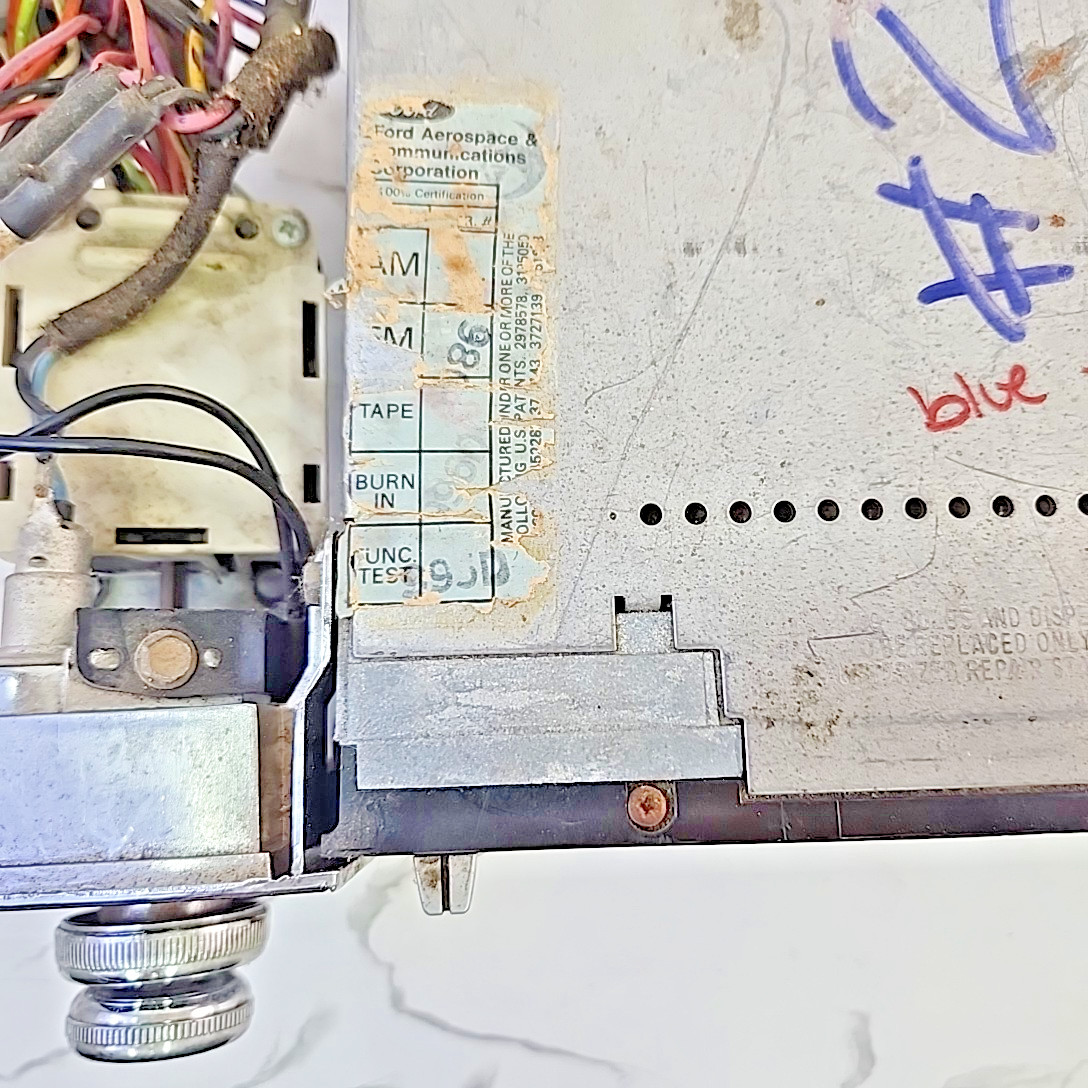 1980-1983 Lincoln Premium Sound System OEM AM FM Radio Cassette Player For Parts