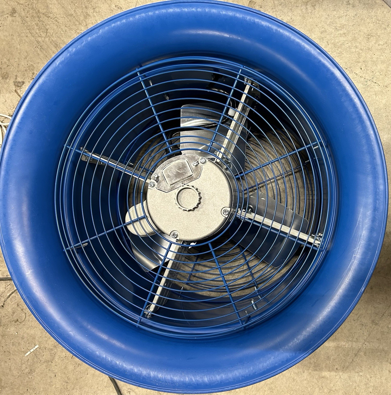 Global Industrial 18" High Velocity Drum Fan w/ Yoke Mount, 7,700 CFM, 1/2 HP