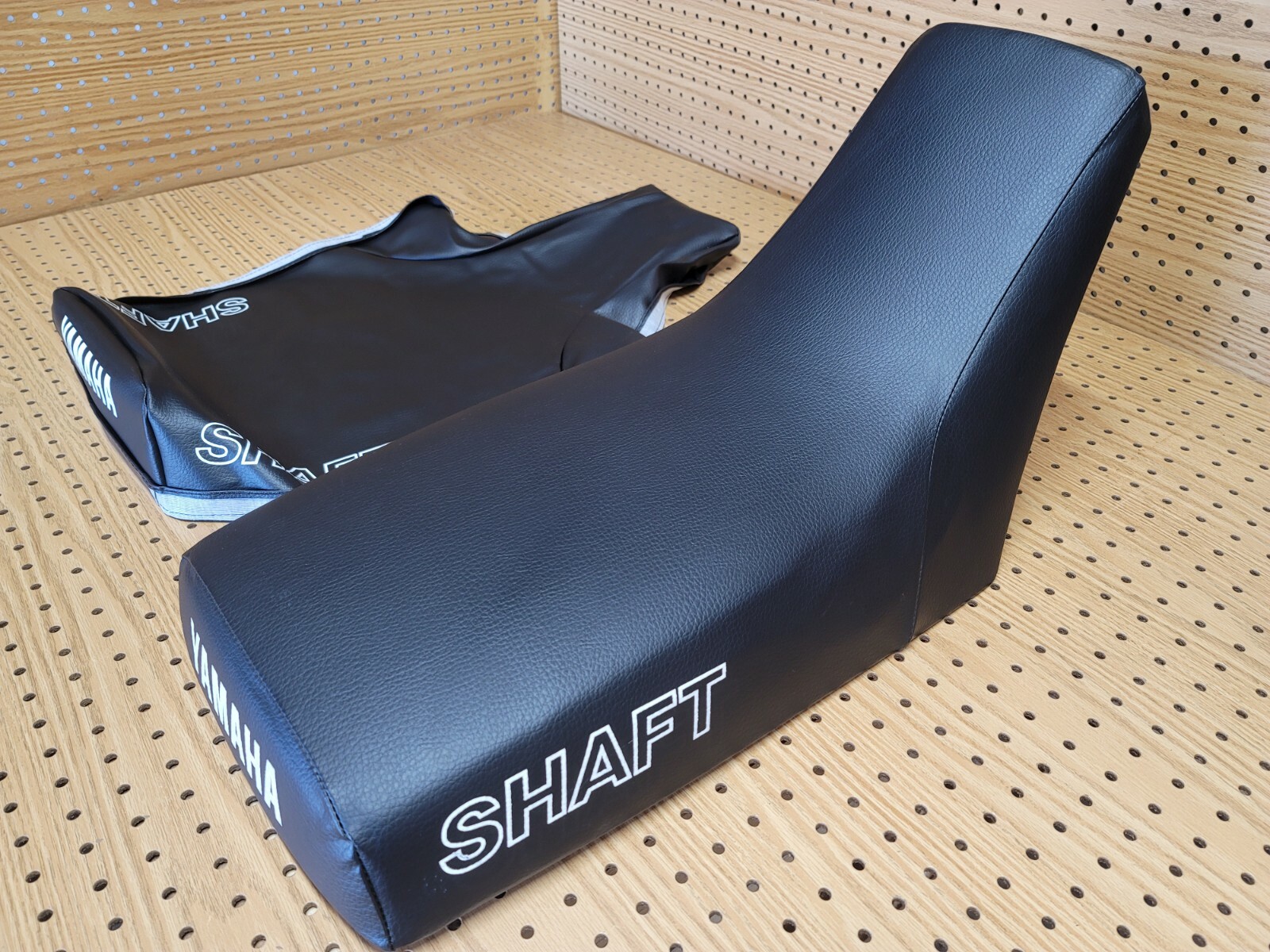 YAMAHA YTM225 YTM225DX SEAT COVER 1983 TO 1985 K.L.N MODEL (BLACK) (Y*-83)