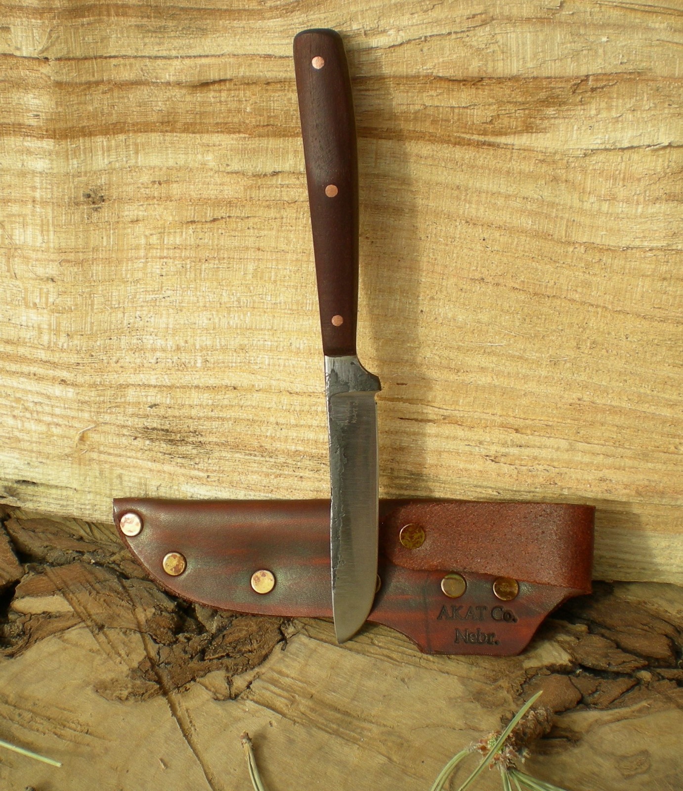 Hand-Forged "Bobcat Field Knife" Hunting Knife | 5160 HC Steel, Walnut, USA