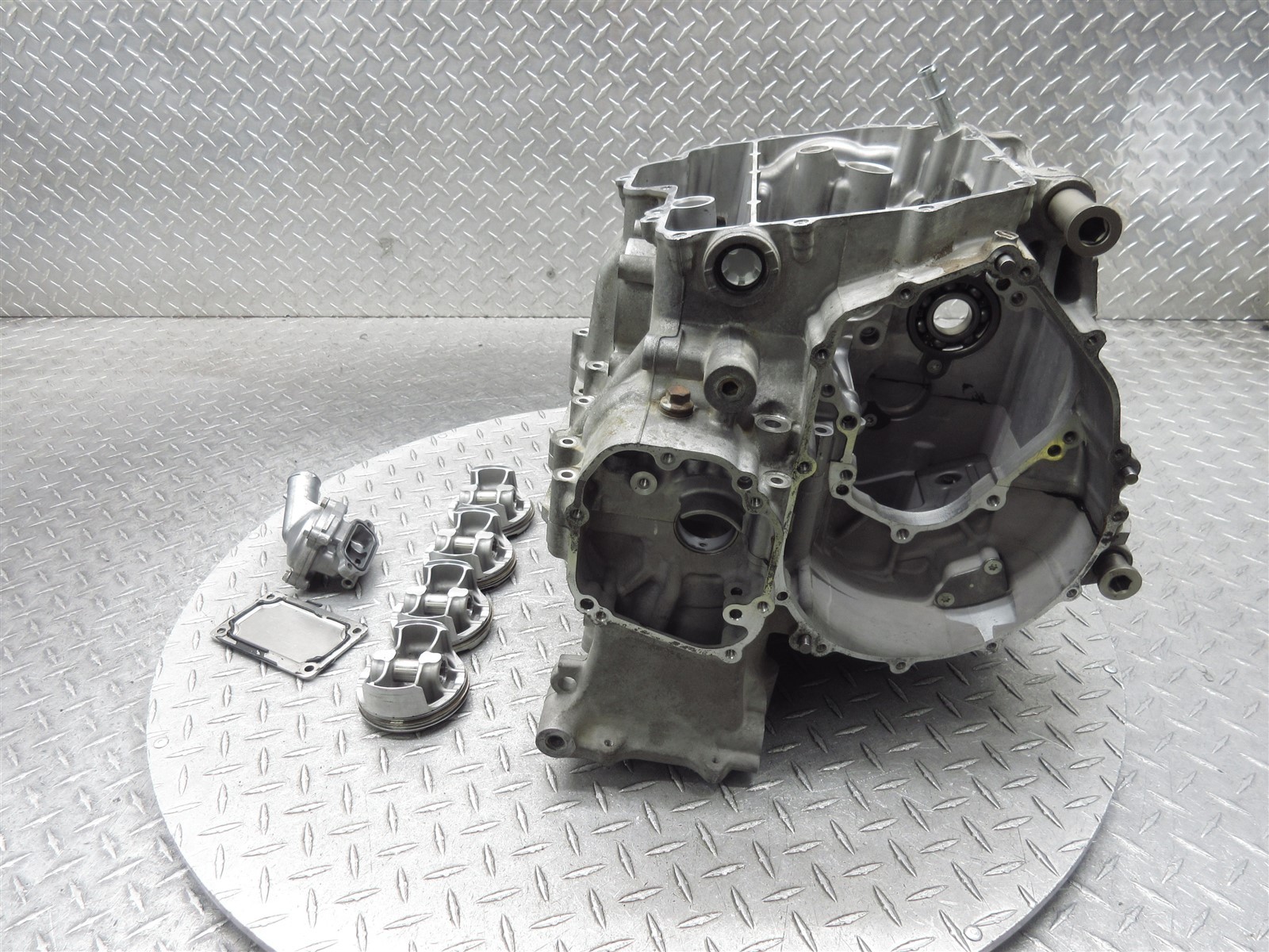 2011 11-15 Kawasaki ZX10R ZX1000 ZX1000D ZX10 Crankcase Engine Block Piston Lot