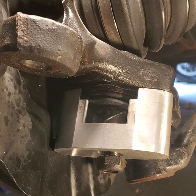 BMW Front Ball Joint removal tool E60, E90, E91, E92, E93, E84, E83, E53, F25/6