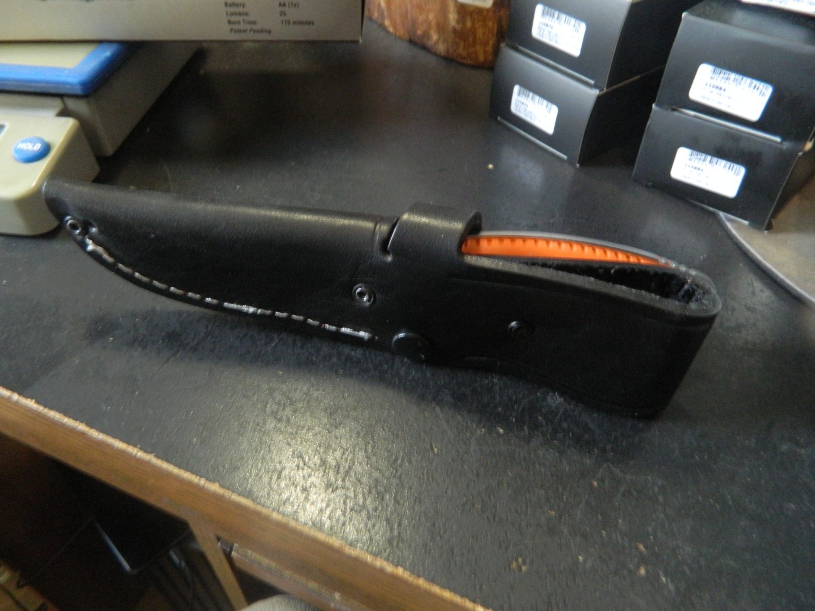 SOG KNIVES 8.2" HUNTSPOINT FIXED BLADE BLADE AUS-8 HANDLE ORANGE & BLACK GRN