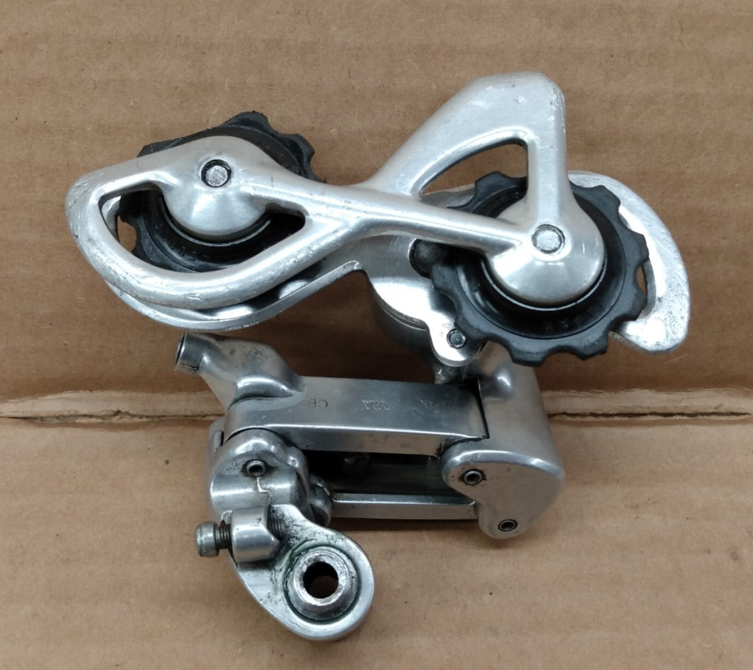 Vintage SUNTOUR Rear Derailleur Japan Chrome Silver medium cage Maeda Cyclone