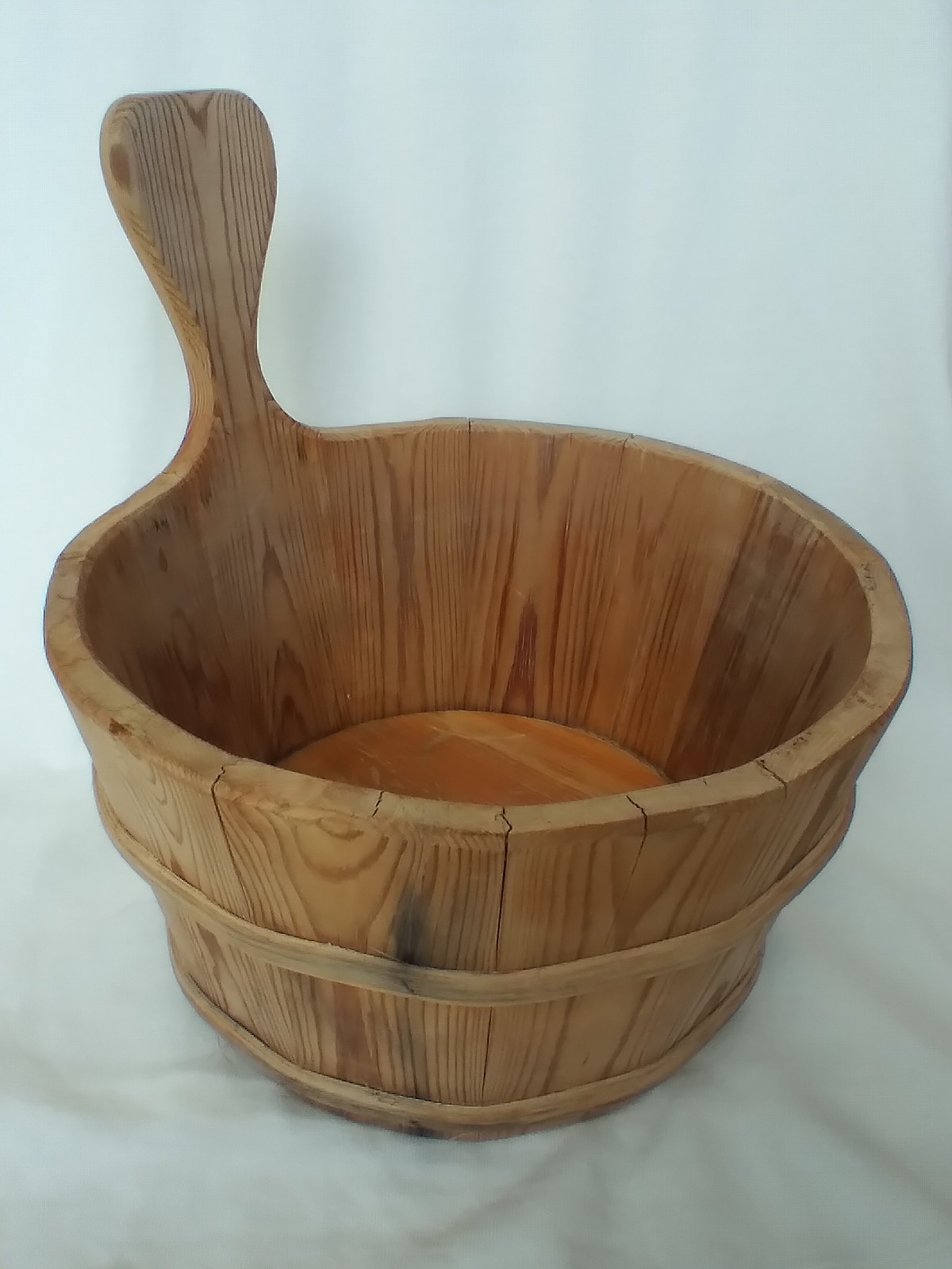 One (1) Gallon Vintage / Rustic Wooden Sauna Bucket w/ Handle