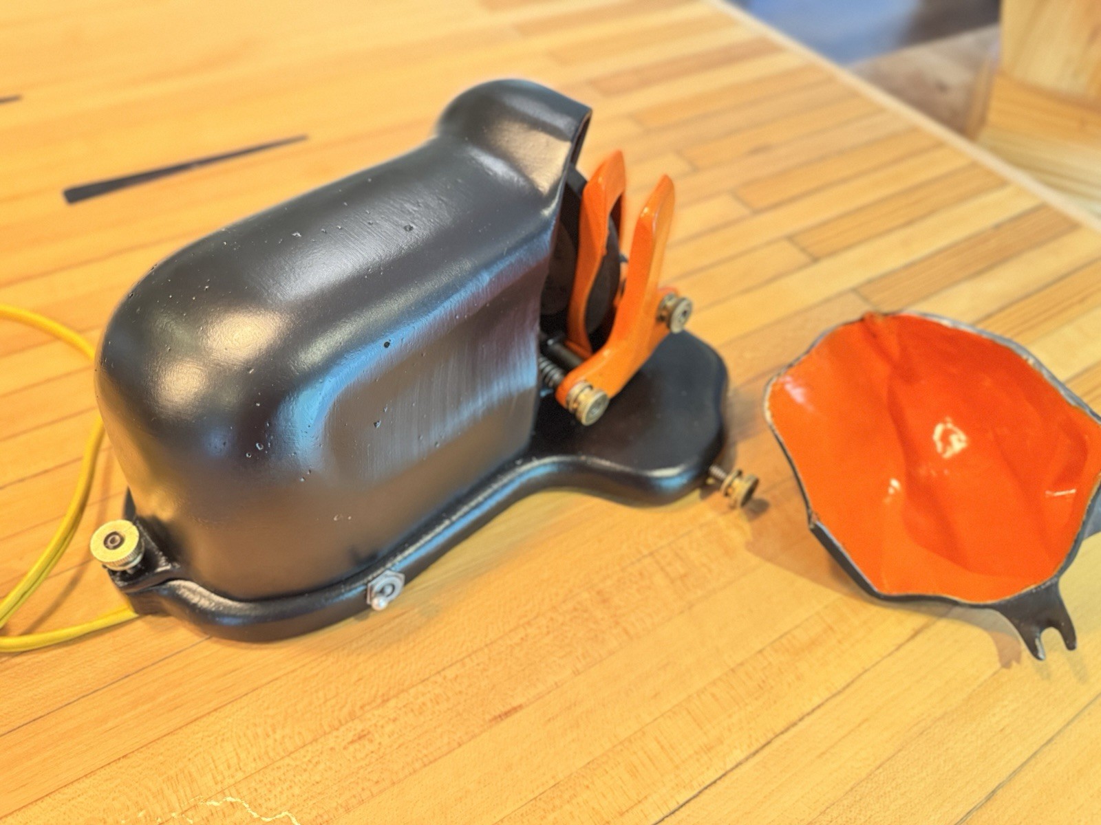 Knife Sharpener, The Carver's Friend Electric Motorized, Tested Works!