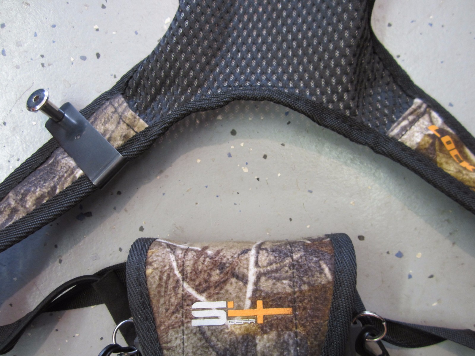 Badlands Backpack Rifle Sling Holder Fits all Backpacks and Binocular Harness