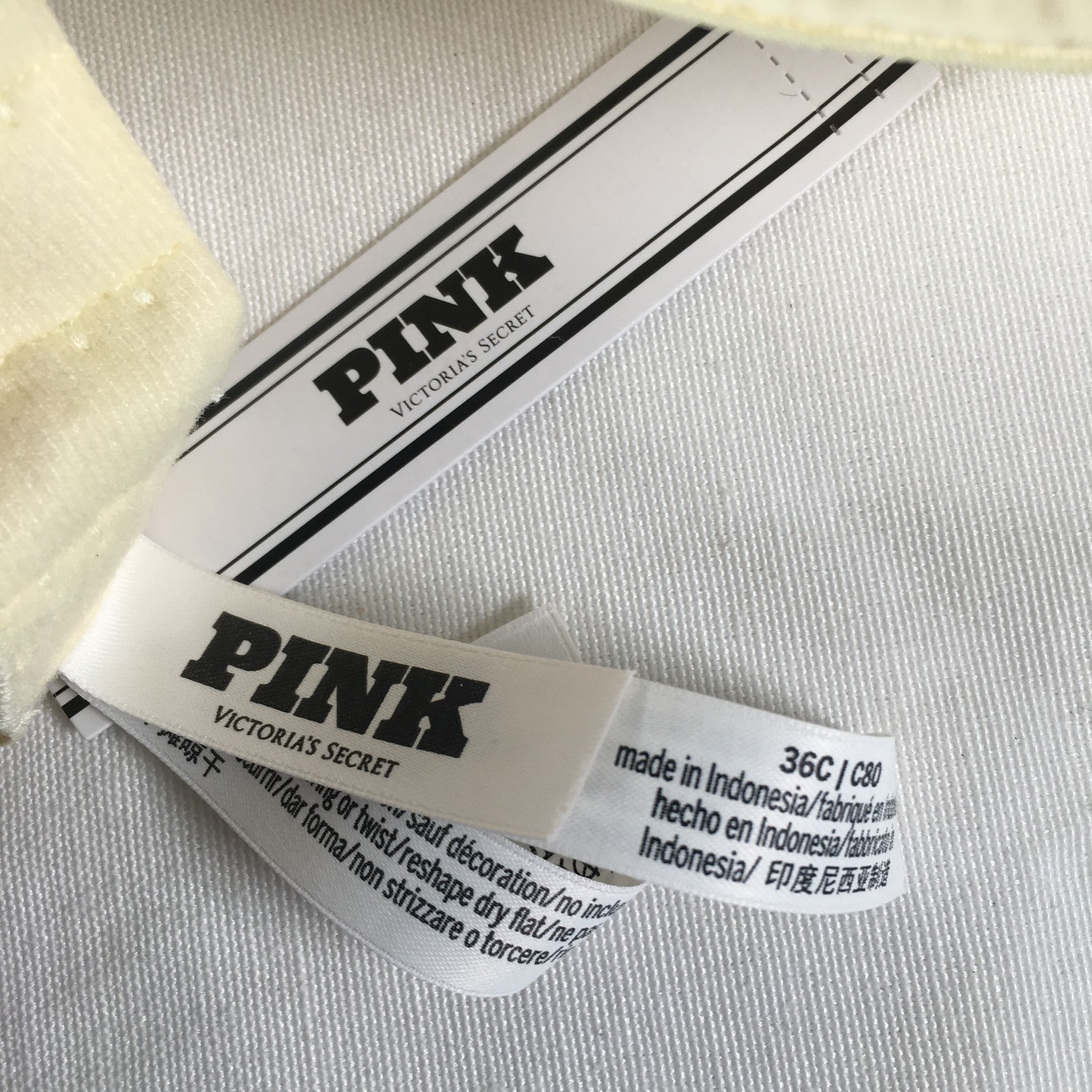 Victoria's Secret Pink Lightly Lined T-Shirt Bra 36C Cream Ivory NWT