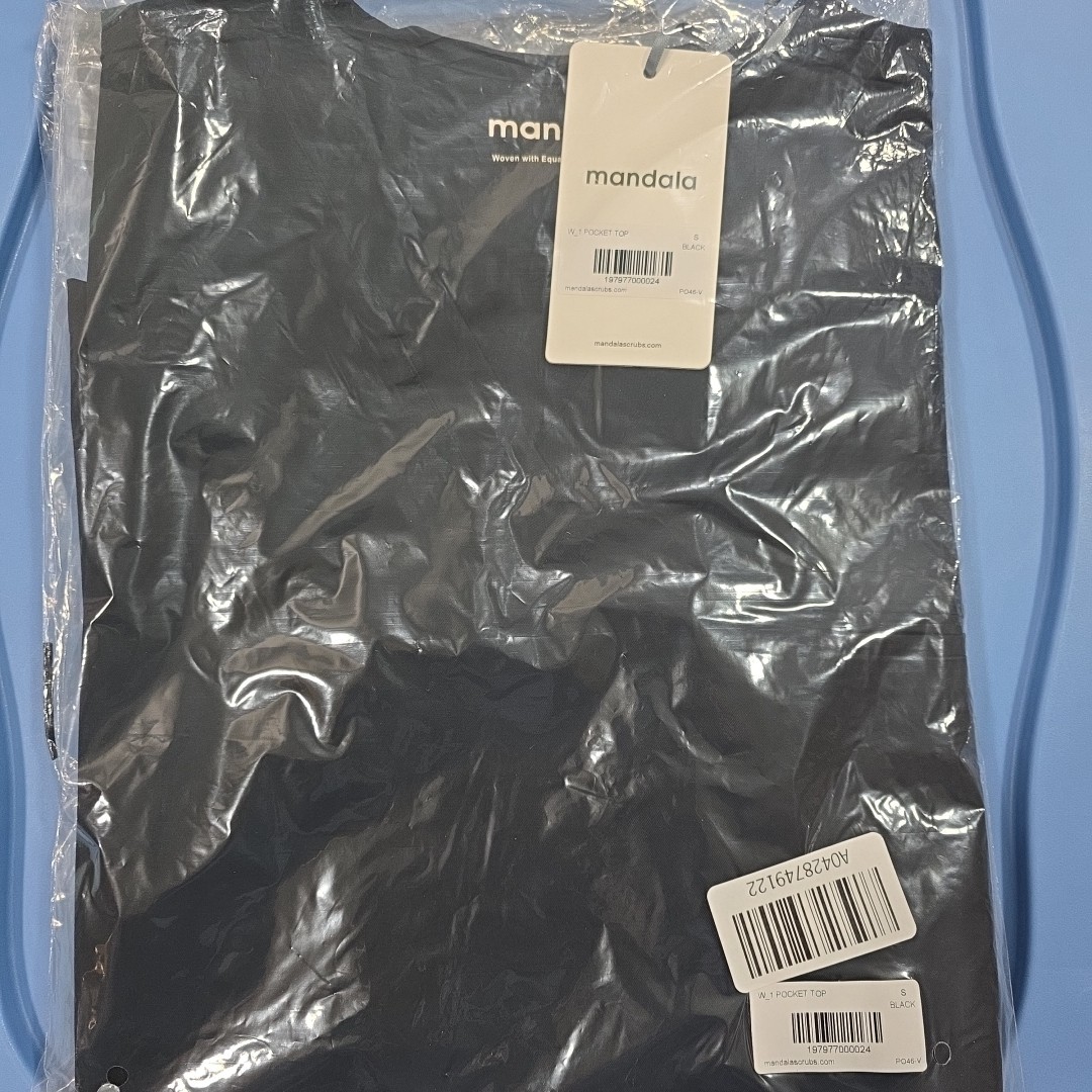 Mandala Scrub Set- Black 1 Pocket Top + Joggers Size S