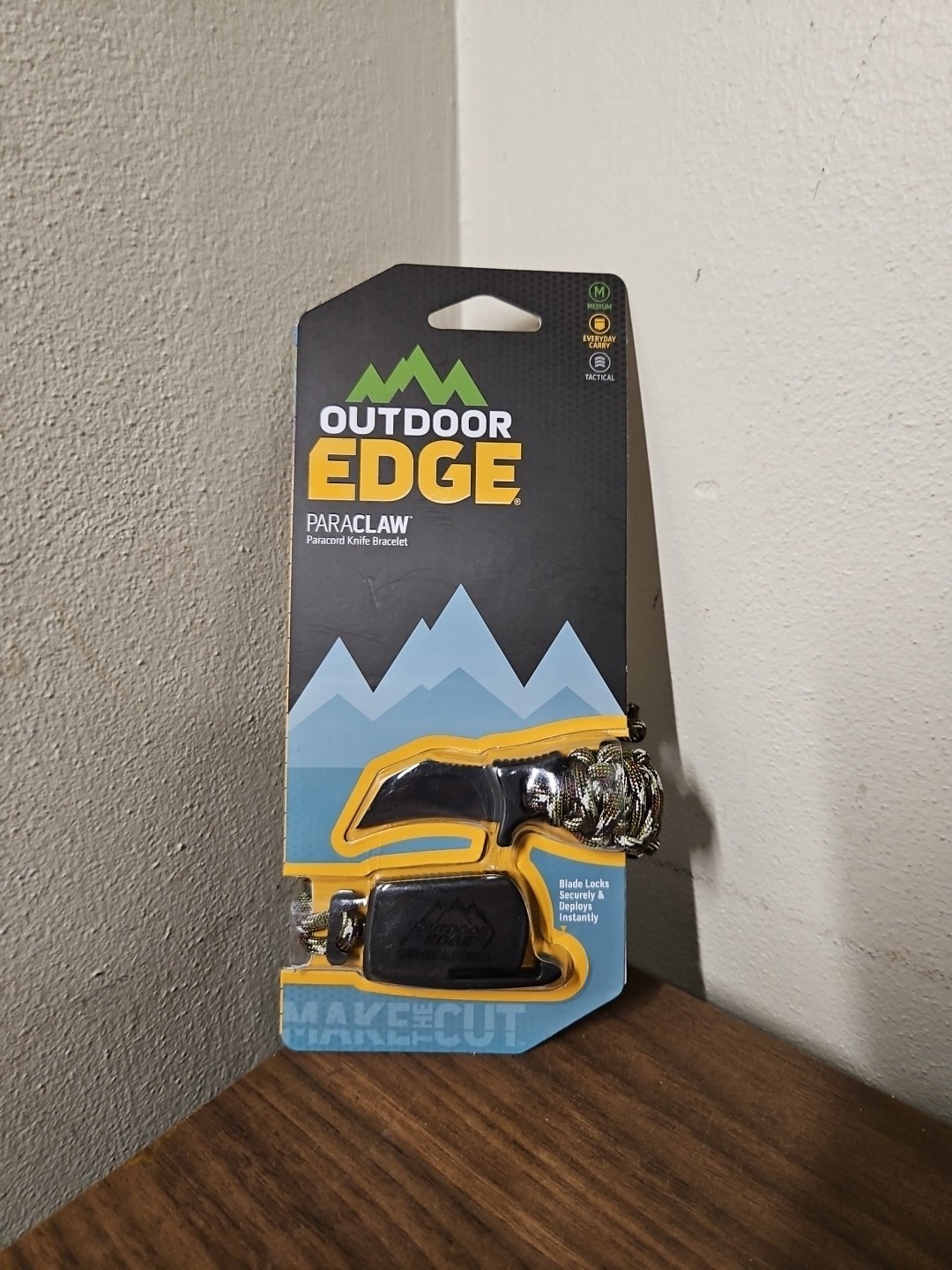 Outdoor Edge ParaClaw Medium Camo Paracord Knife Survival Bracelet Discontinued