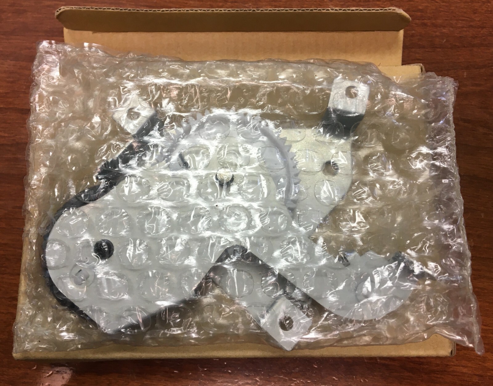 RM1-0043 - HP 4200 4250 4300 4345 SWING PLATE ASSEMBLY BRAND NEW - SHIPS FAST