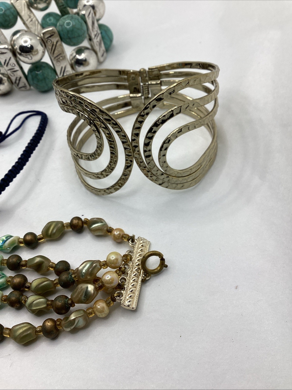 Mixed Lot Of Costume Jewelry Bracelets. 10/21