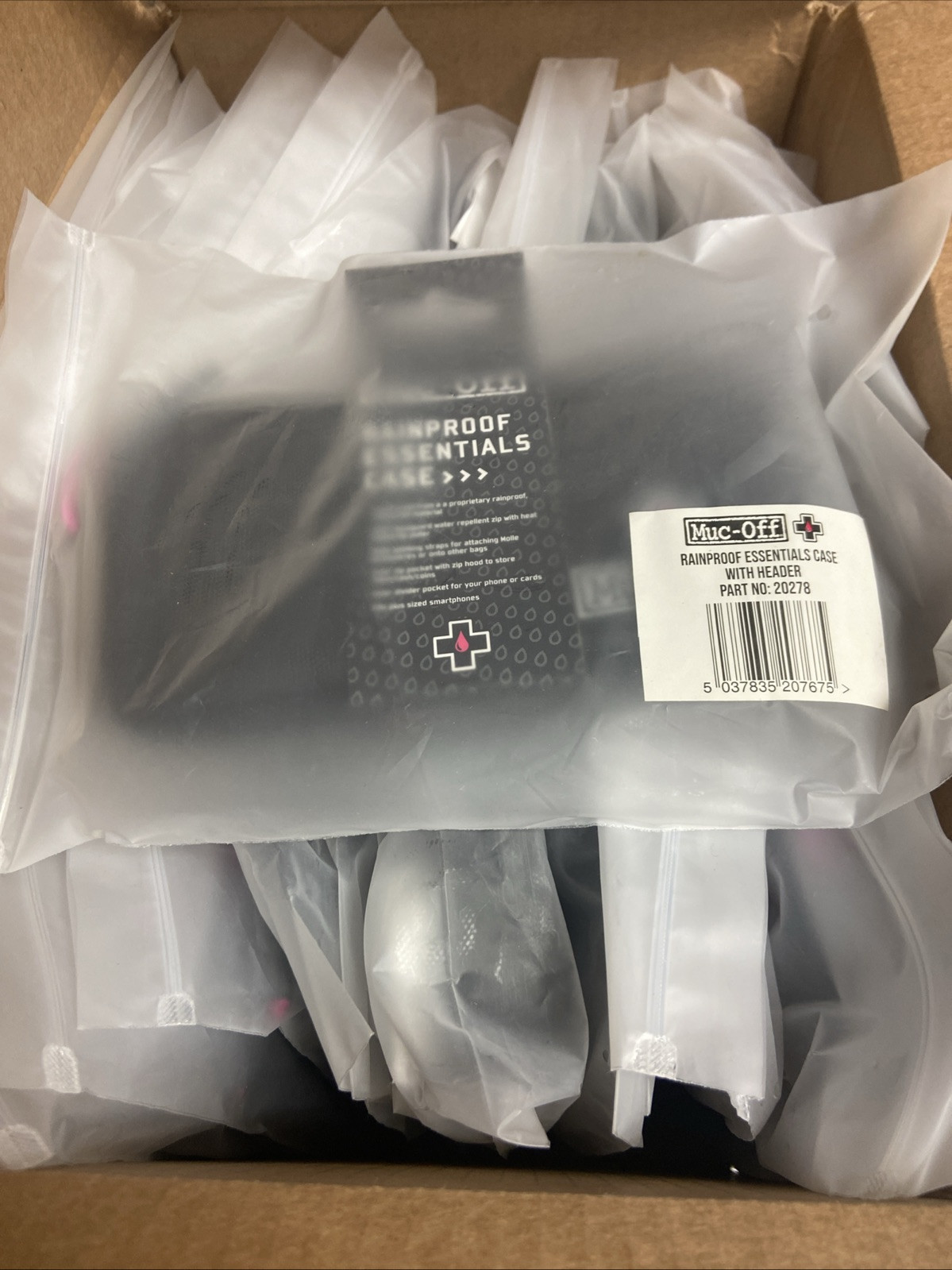 Muc Off Rainproof Essentials Case, Black - Bike Pouch, Cycling Phone Wallet