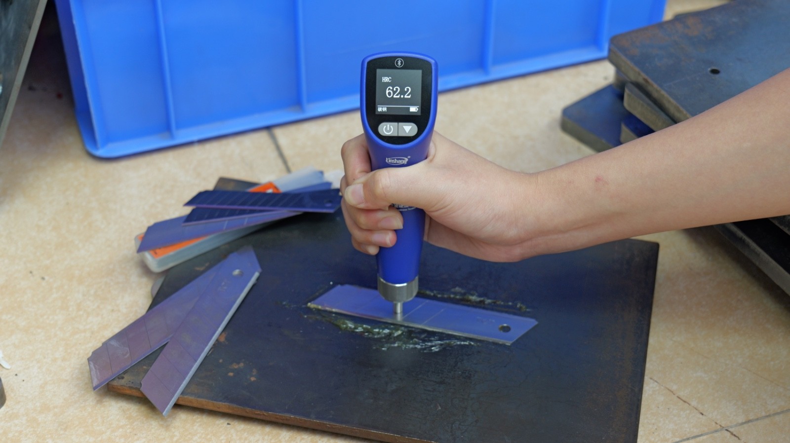 Ultrasonic Hardness Testercan ltrasonic contact impedance method to measure vari