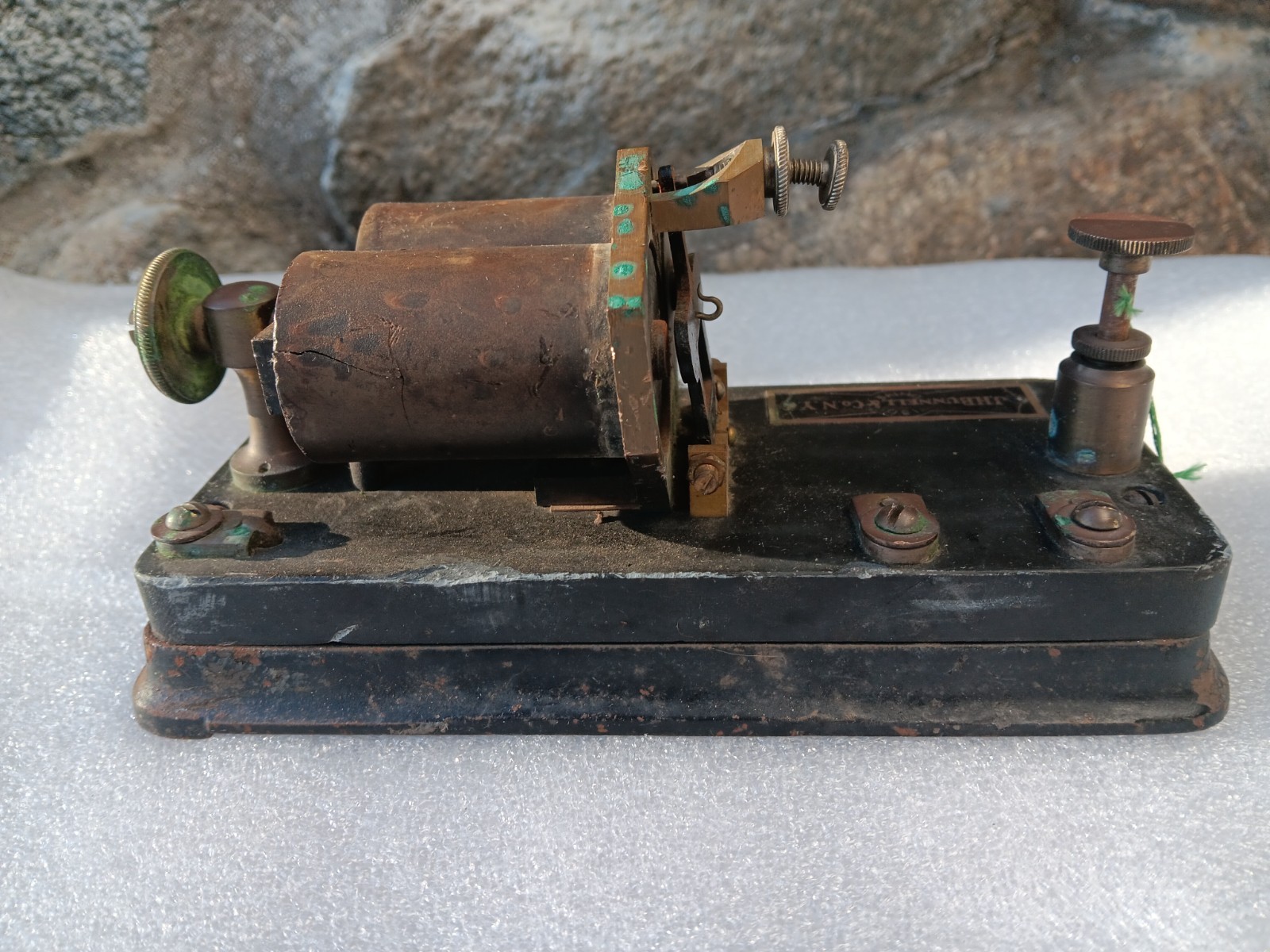 J.H. Bunnell & Co. NY 150 Ohms Telegraph Relay Metal Base RR Original Badge 1920