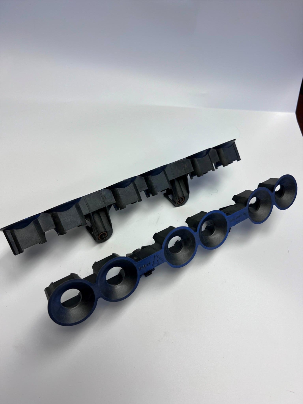 OEM 01-03 Ford Lifter Retainers Pair F65E-6K564-AD New!