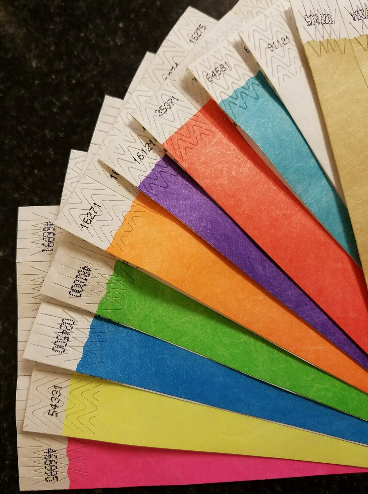 500  3/4" (50 each of 10 colors) PAPER WRISTBANDS. ARM BANDS, TYVEK WRISTBANDS