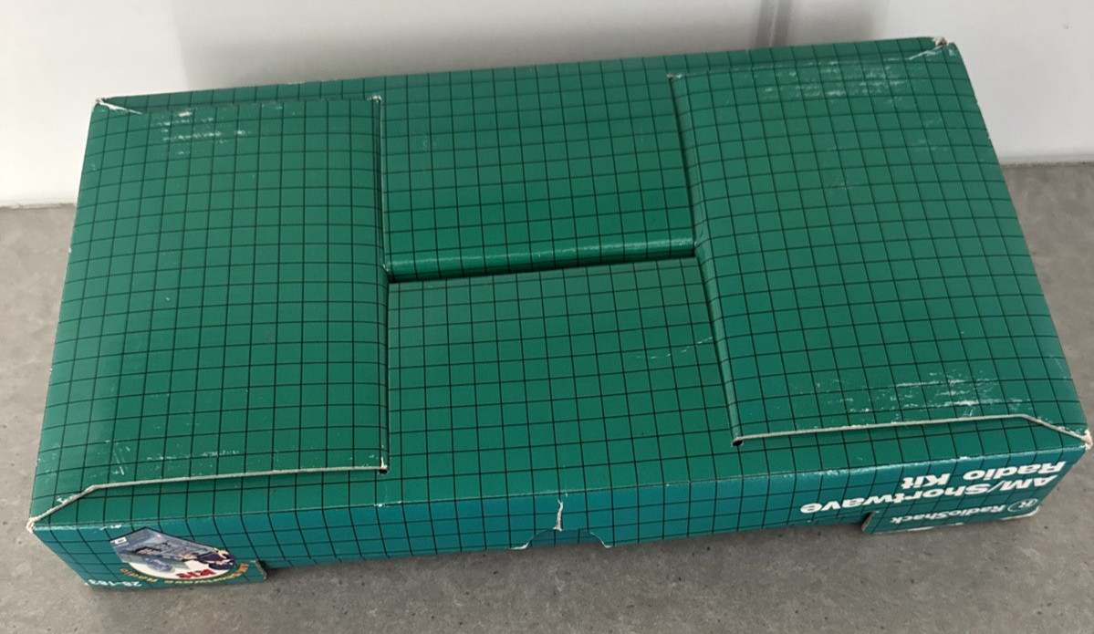 RadioShack AM/Shortwave Radio Kit 28-183 Untested Vintage