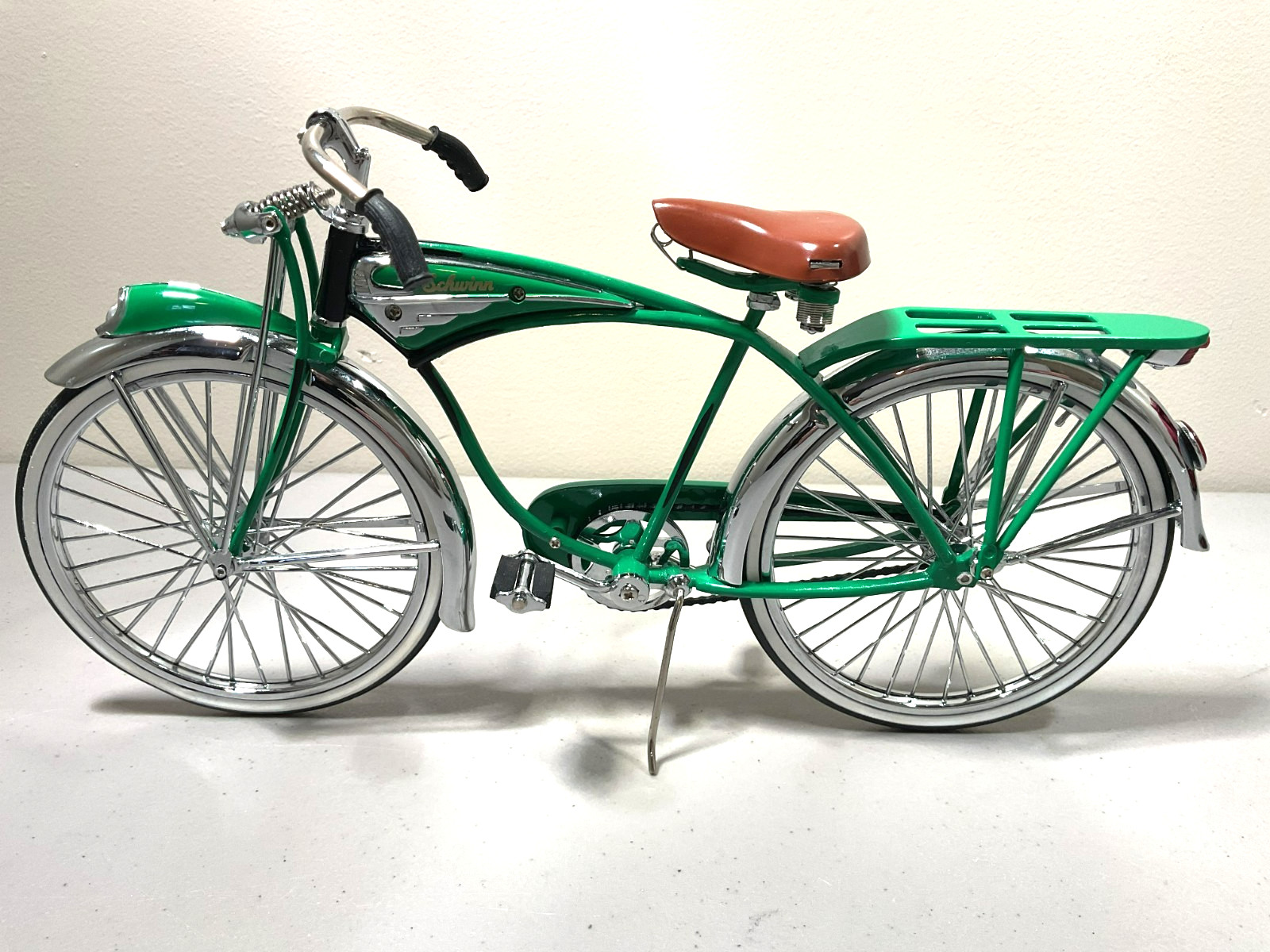 Schwinn Phantom bicycle, Die-cast Metal, 1:6 Scale, Green Enamel Finish, Nice!