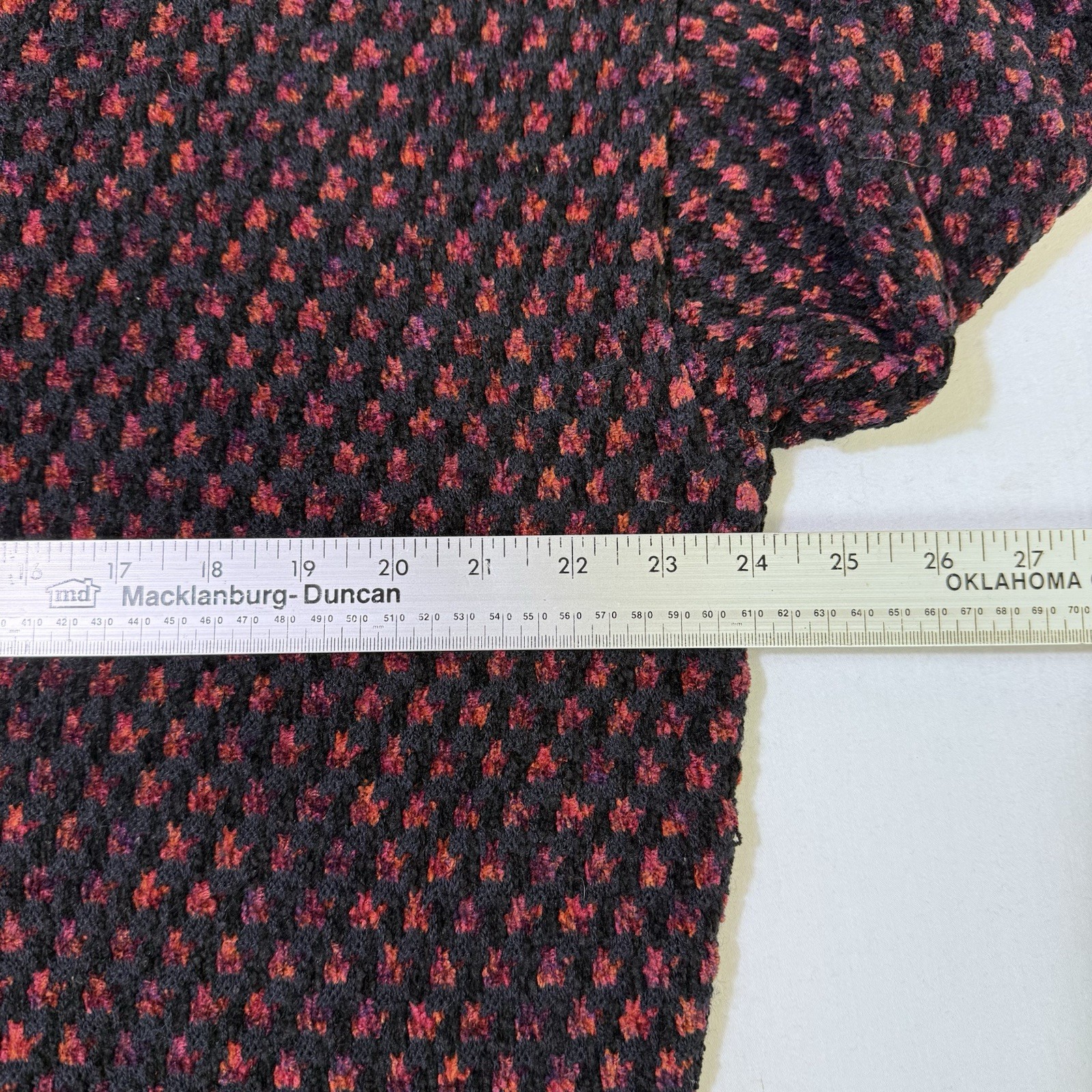 Tundra Sweater Mens M 3D Knit Coogi Style Geometric Grandpacore Cabincore Cosby