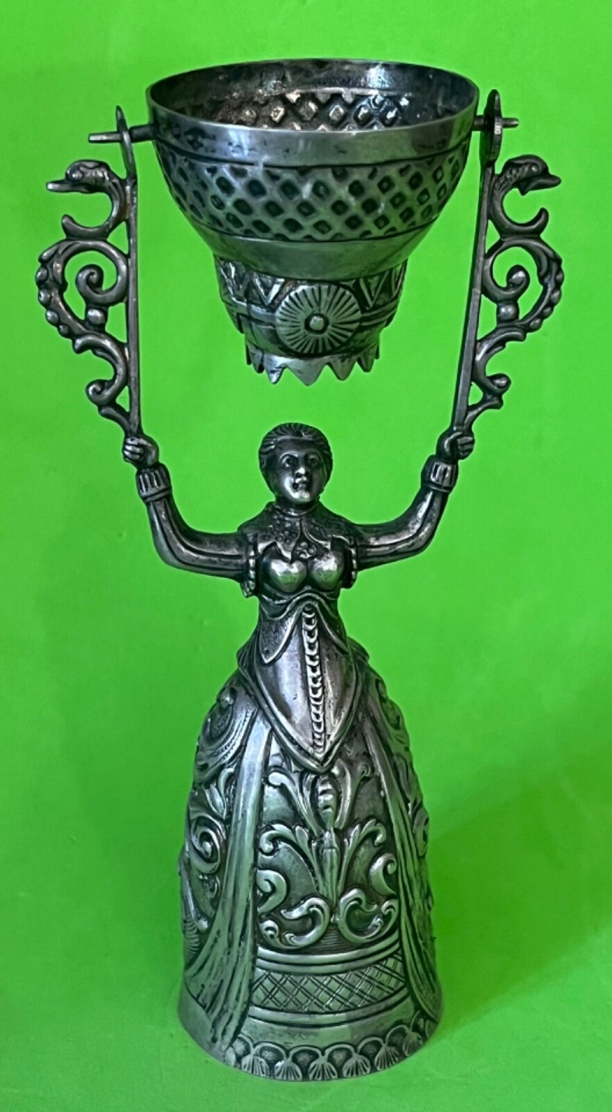 FINE GERMAN SILVER WAGER OR MARRIAGE CUP
