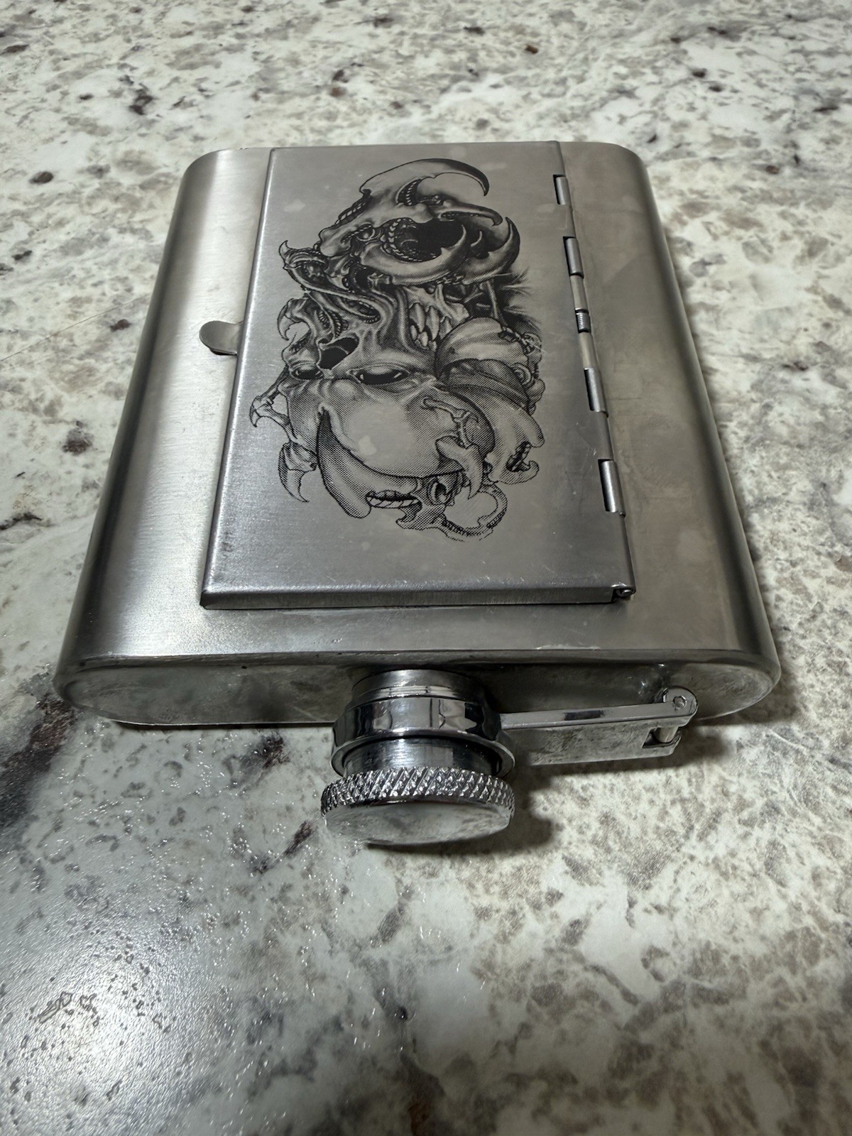 VTG 90s Skull Stainless Steel Flask Leak proof Flask Built-in Cigarette Case EUC