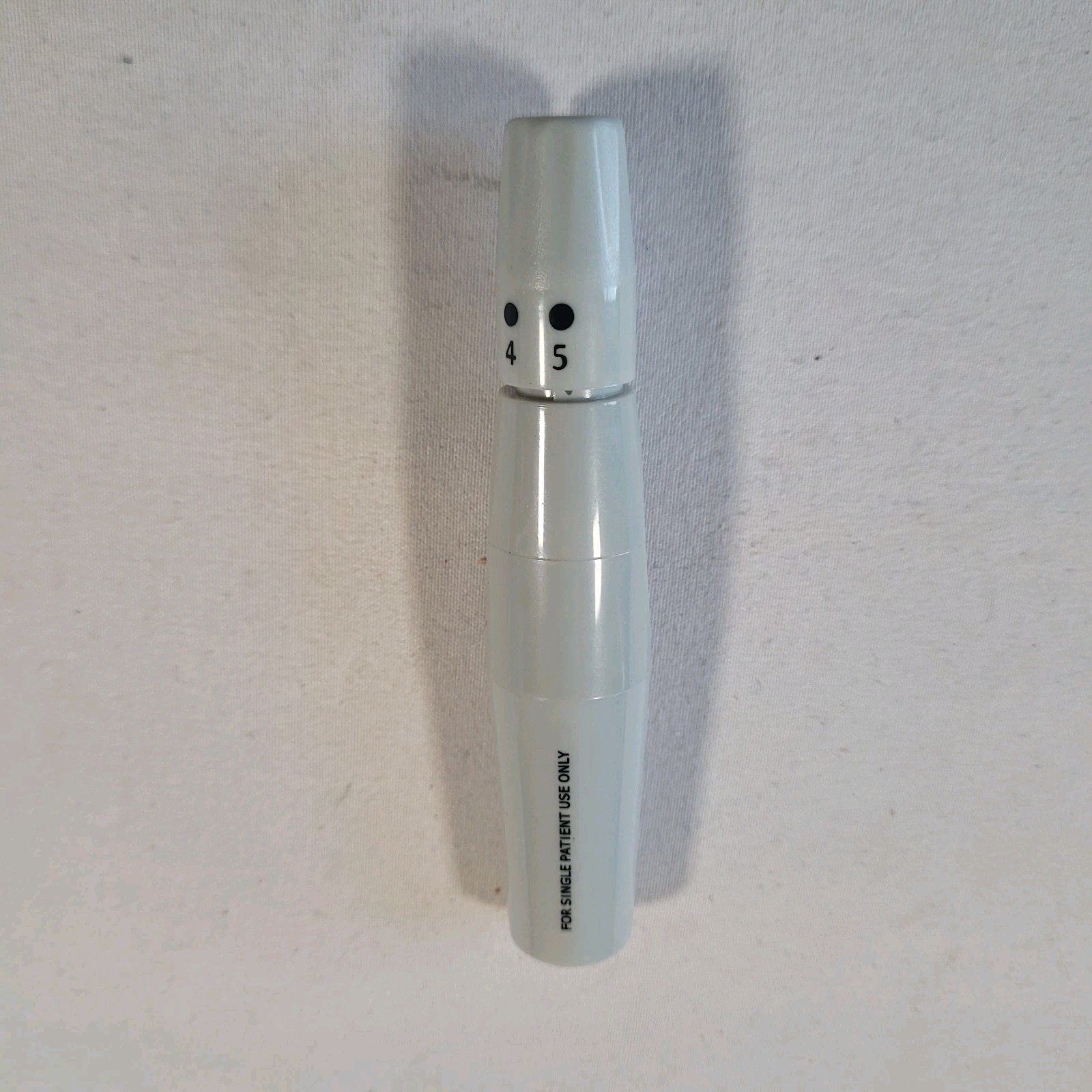 Accu-Chek Aviva Plus 2nd Gen Blood Glucose Monitor Kit Meter Lancing Device Kit