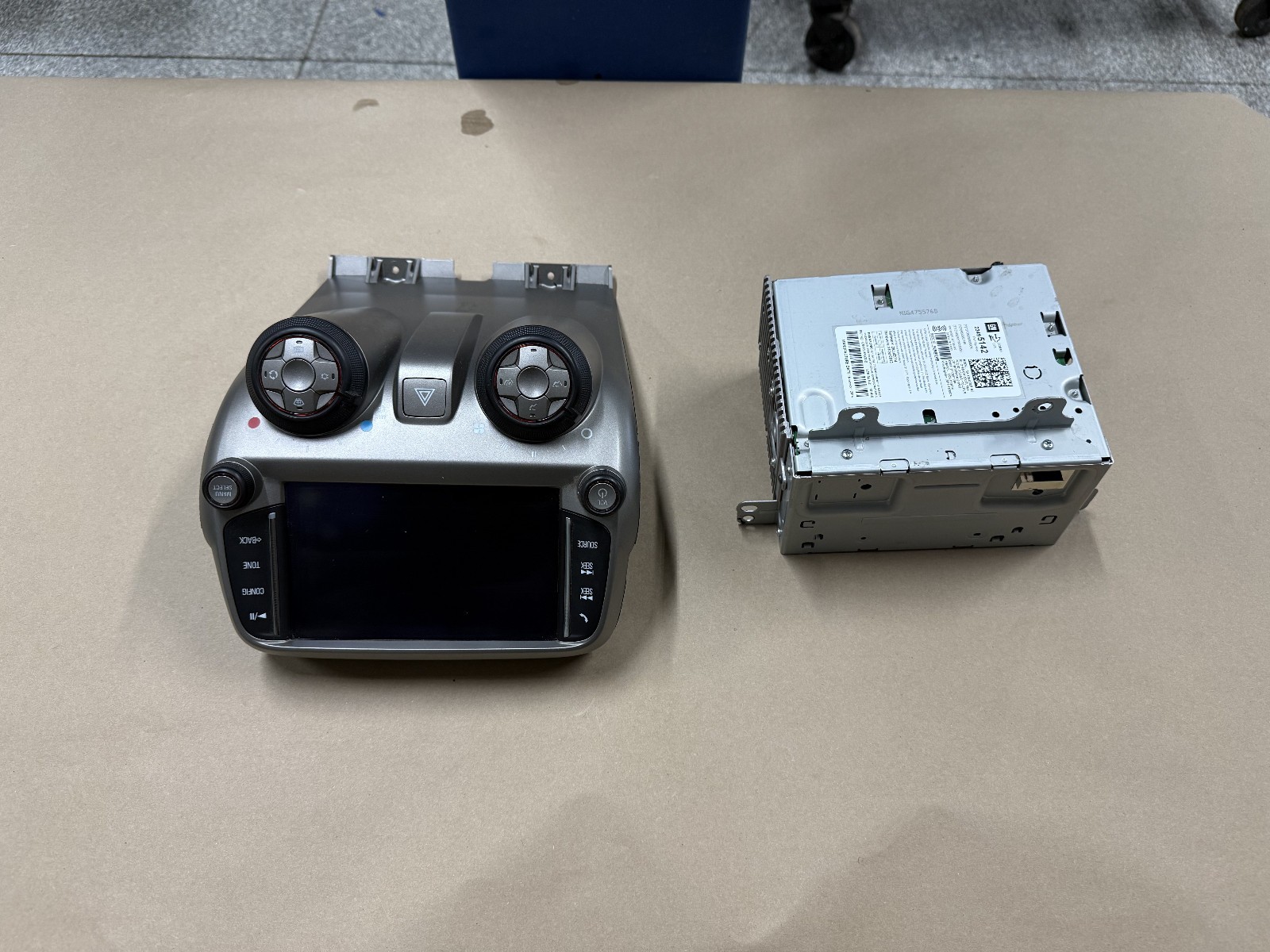 2015 Chevrolet Camaro SS MyLink Premium Radio Face Plate GM - OEM