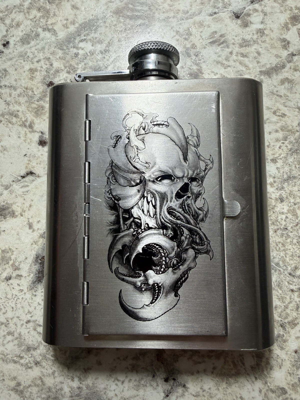 VTG 90s Skull Stainless Steel Flask Leak proof Flask Built-in Cigarette Case EUC