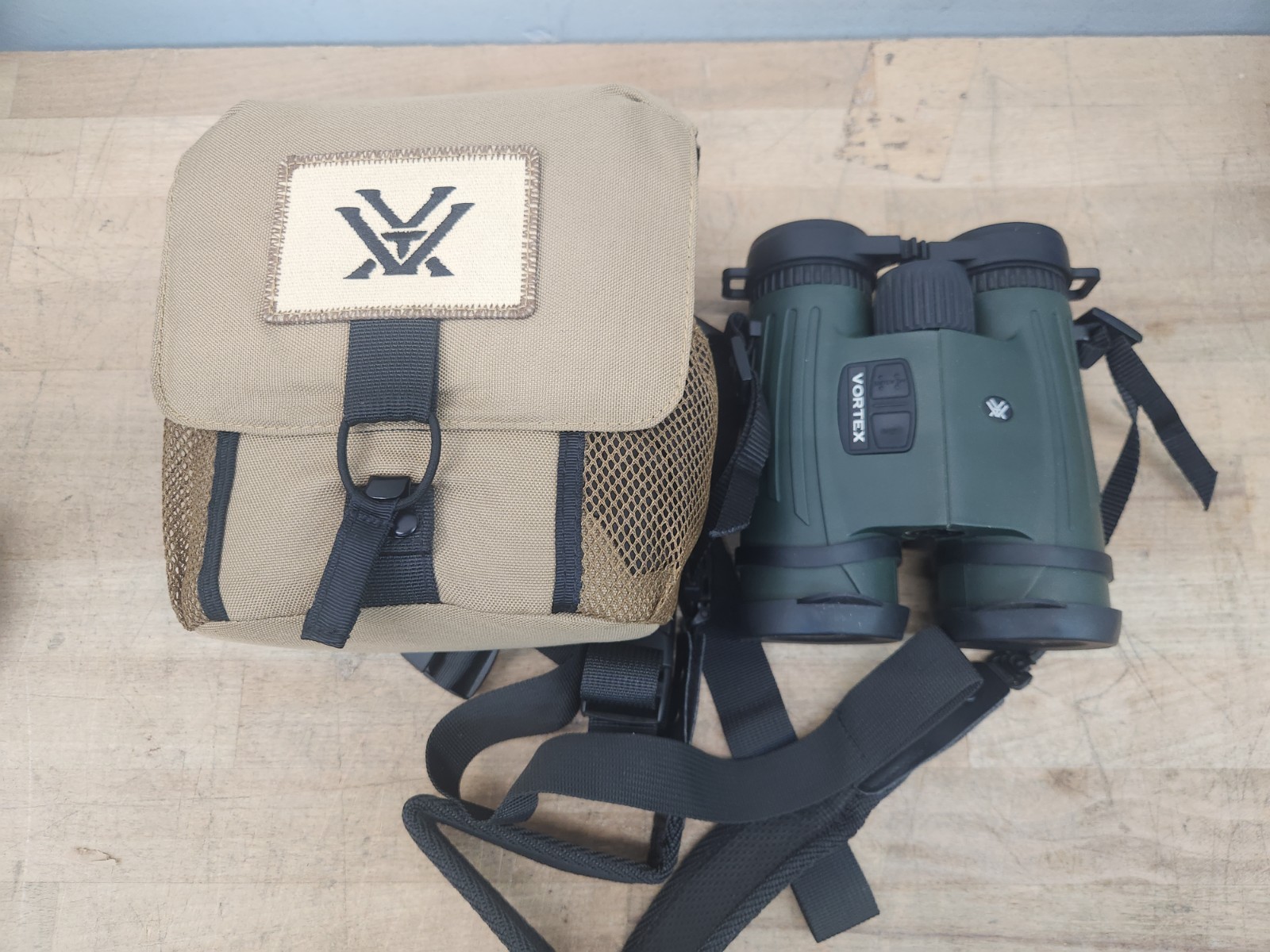 Vortex Binoculars Fury HD 5000 10x42 w/ Case (LRF301)